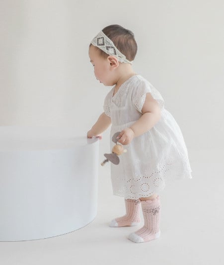 Tất lưới cao tới bắp chân Nemo baby in hình nơ viền cổ 5 màu