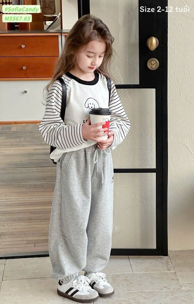 M5567 - Bộ Mia Kids áo cotton trắng cún phối tay kẻ đen - quần nỉ màu ghi size 2 - 12y