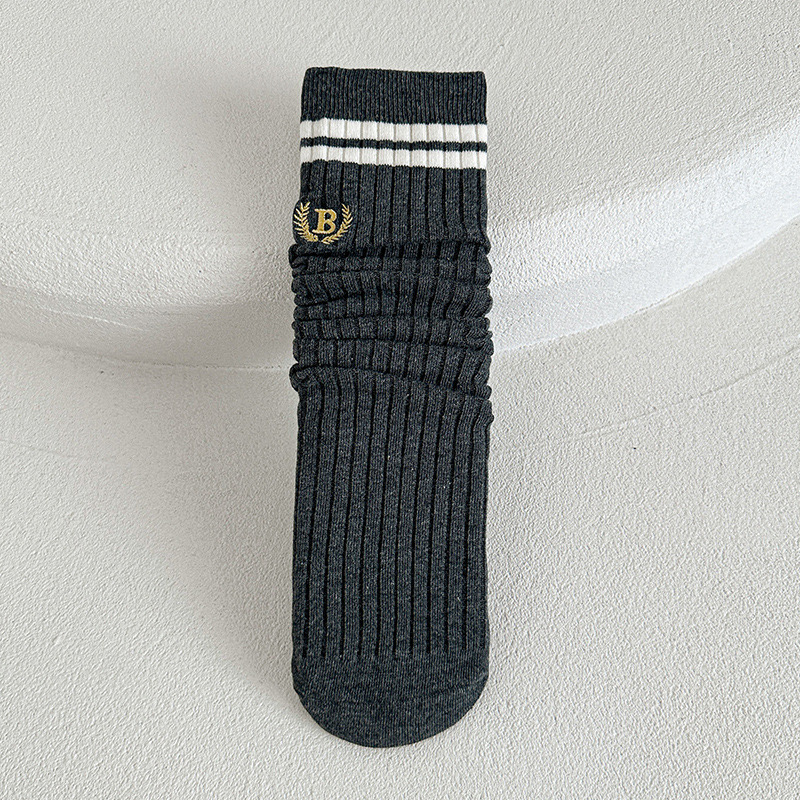 Tất cao cổ thêu B viền kẻ nhiều màu cho bé size 4-12y