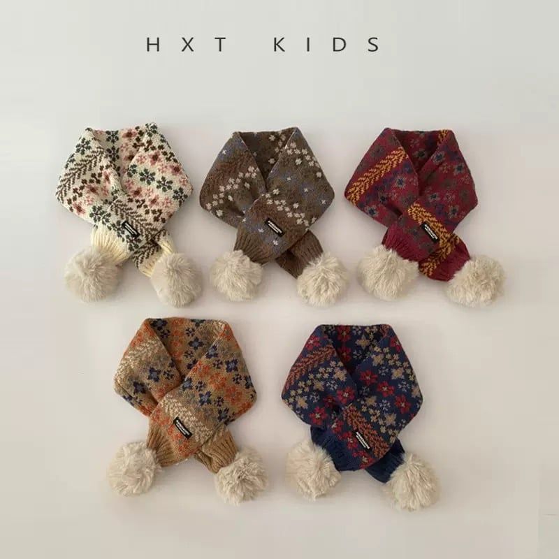 Khăn len thổ cẩm quàng chéo nhiều màu cho bé