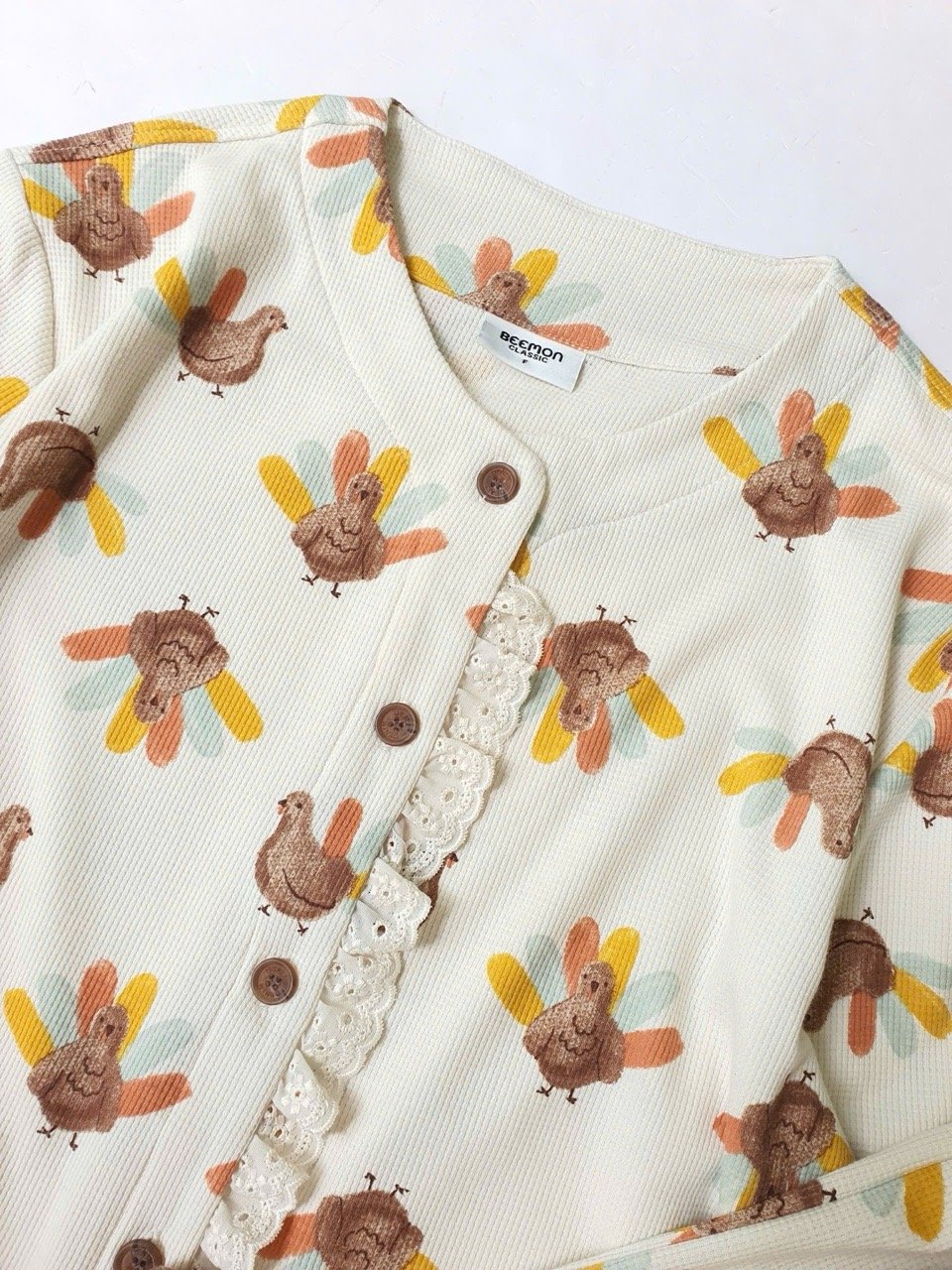 BM2508PJ02 - Pyjama Beemon vải tổ ong màu be họa tiết cho Mẹ freesize 50-65kg