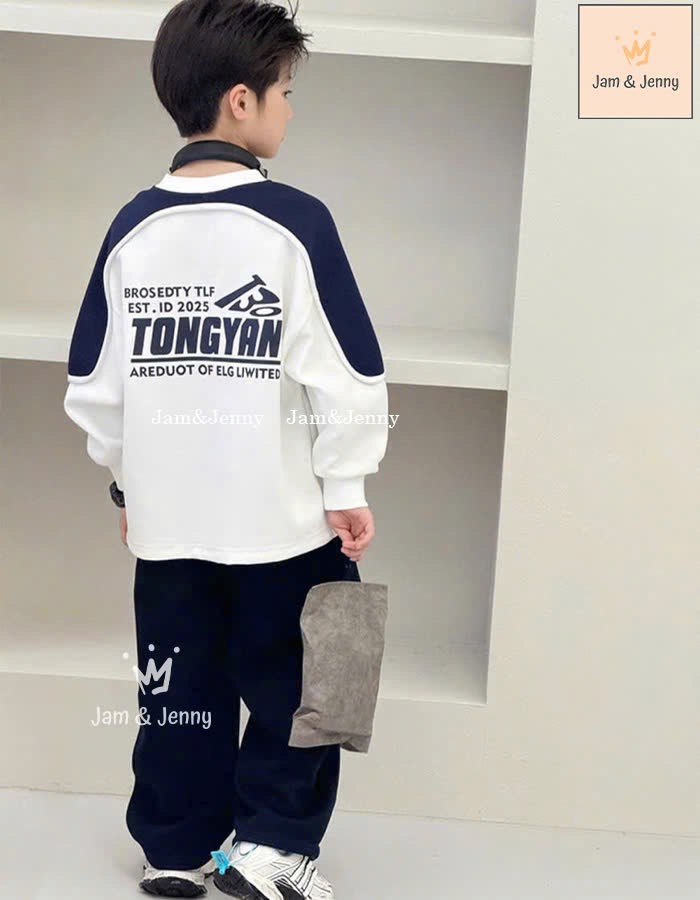 JJ 5989 - Bộ nỉ hai da Jam & Jenny áo trắng in 2 mặt + quần đen bé trai size 6-12y