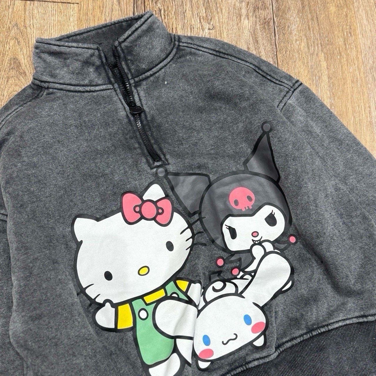 Áo nỉ Primark Hello Kitty / Barbie / Kuromi Bé Gái size 8 - 15y