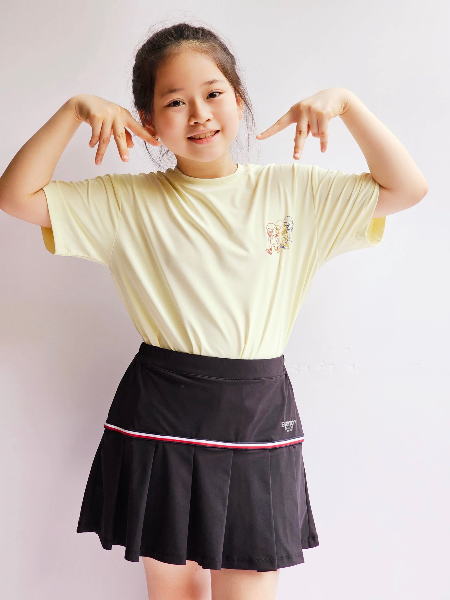 Set bộ áo + chân váy liền quần thể thao Bee Mon 4 màu size 120 - 160