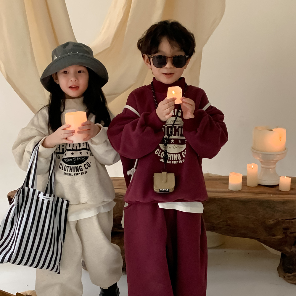 Bộ nỉ lót nỉ đại hàn Brooklyn 2 màu be/đỏ cho bé size 90-150