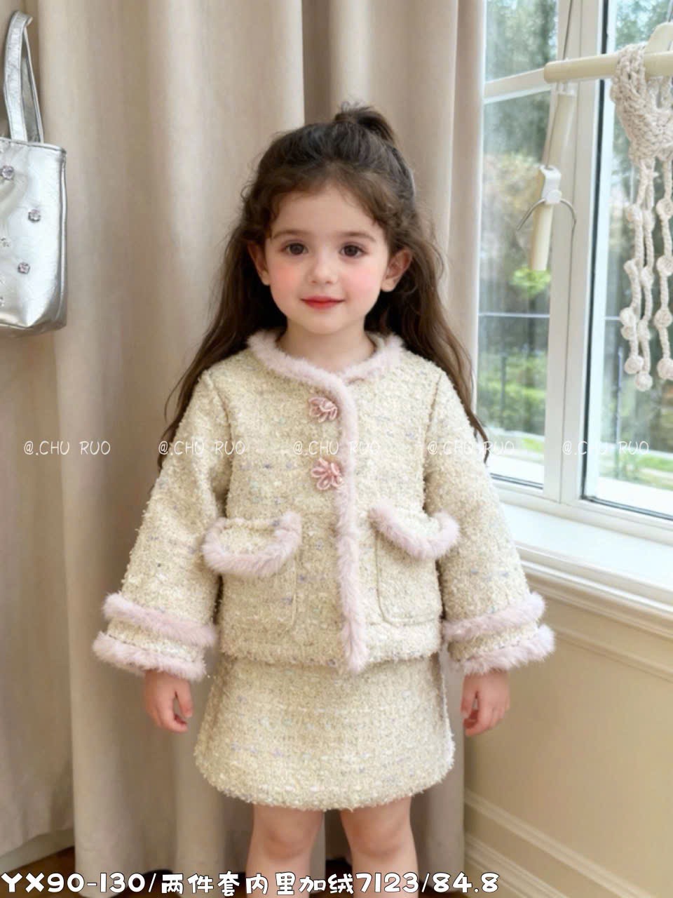 7123 - Set 2ct áo khoác + chân váy dạ tweed lót nỉ ấm màu be vàng size 90-130