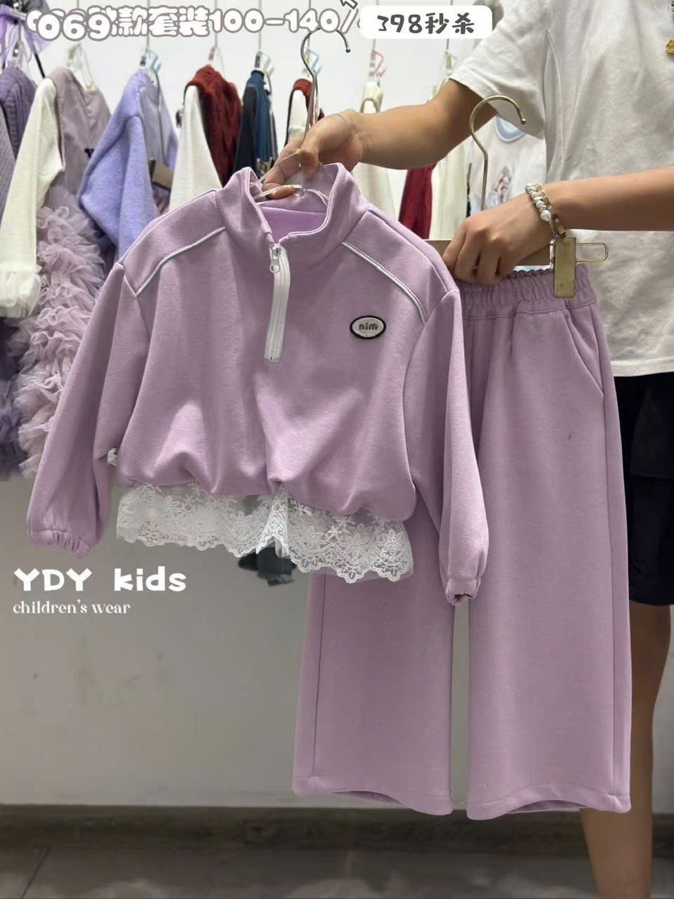 Bộ nỉ QC áo dáng ngắn + quần suông nhiều mẫu bé gái size 100-140