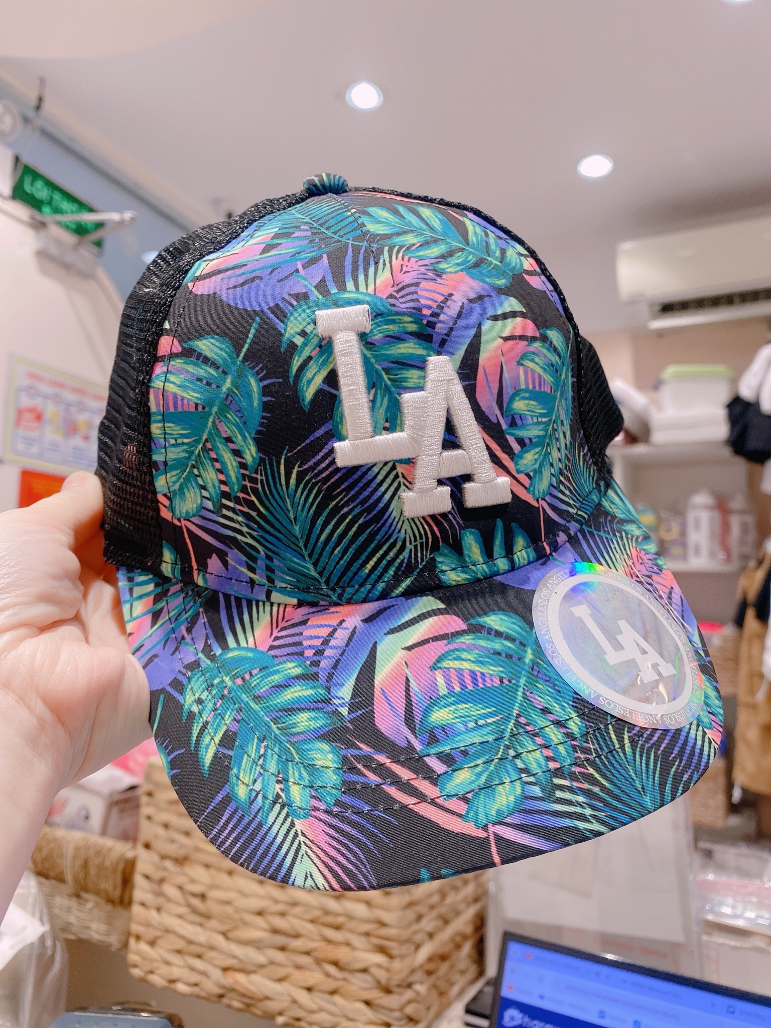 Mũ lưỡi trai HM lưới LA hình lá BG size 8-12y