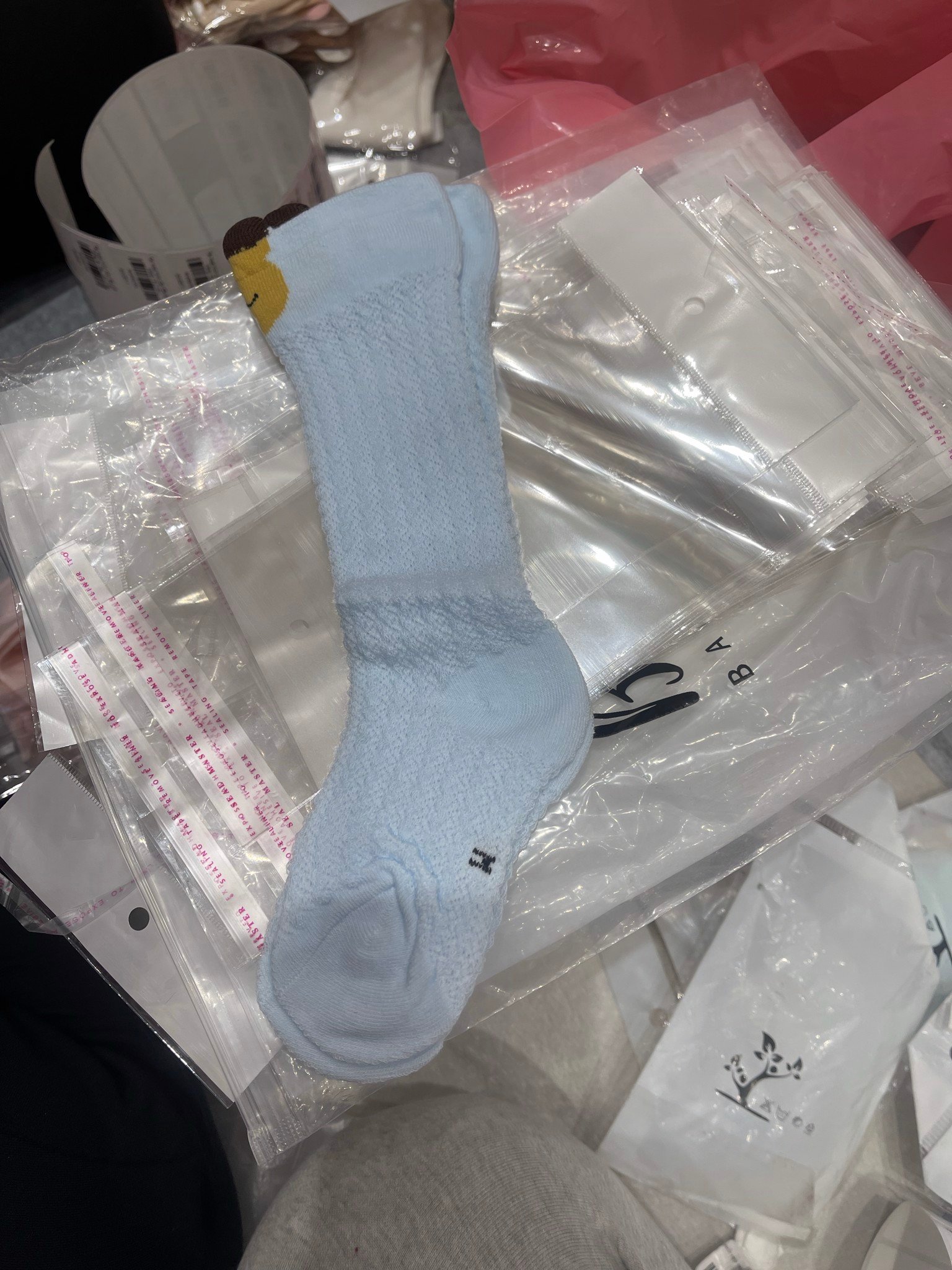 Tất lưới điều hòa dài qua đầu gối hình thú