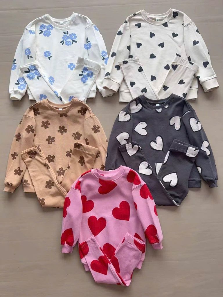 Bộ nỉ Sela dư xịn in tràn nhiều mẫu cho bé gái size 92-128