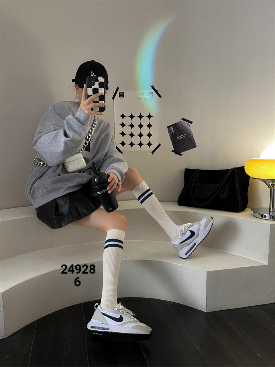 Tất len cao tới gối tuổi Teen kẻ sọc 7 màu ( Free size )