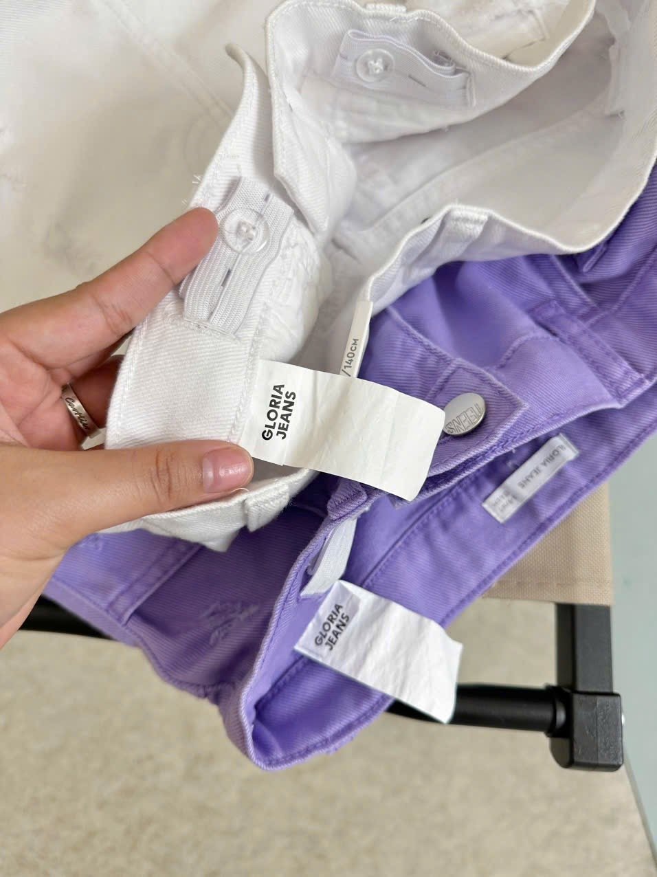 QBG31 - Quần jean rách GGJJ 2 màu trắng/tím bé gái size 8-14y