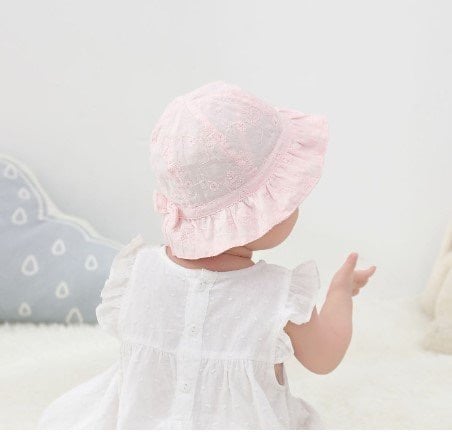 Mũ vải vành Miller vải thô thêu đính nơ hoa lá hồng/trắng