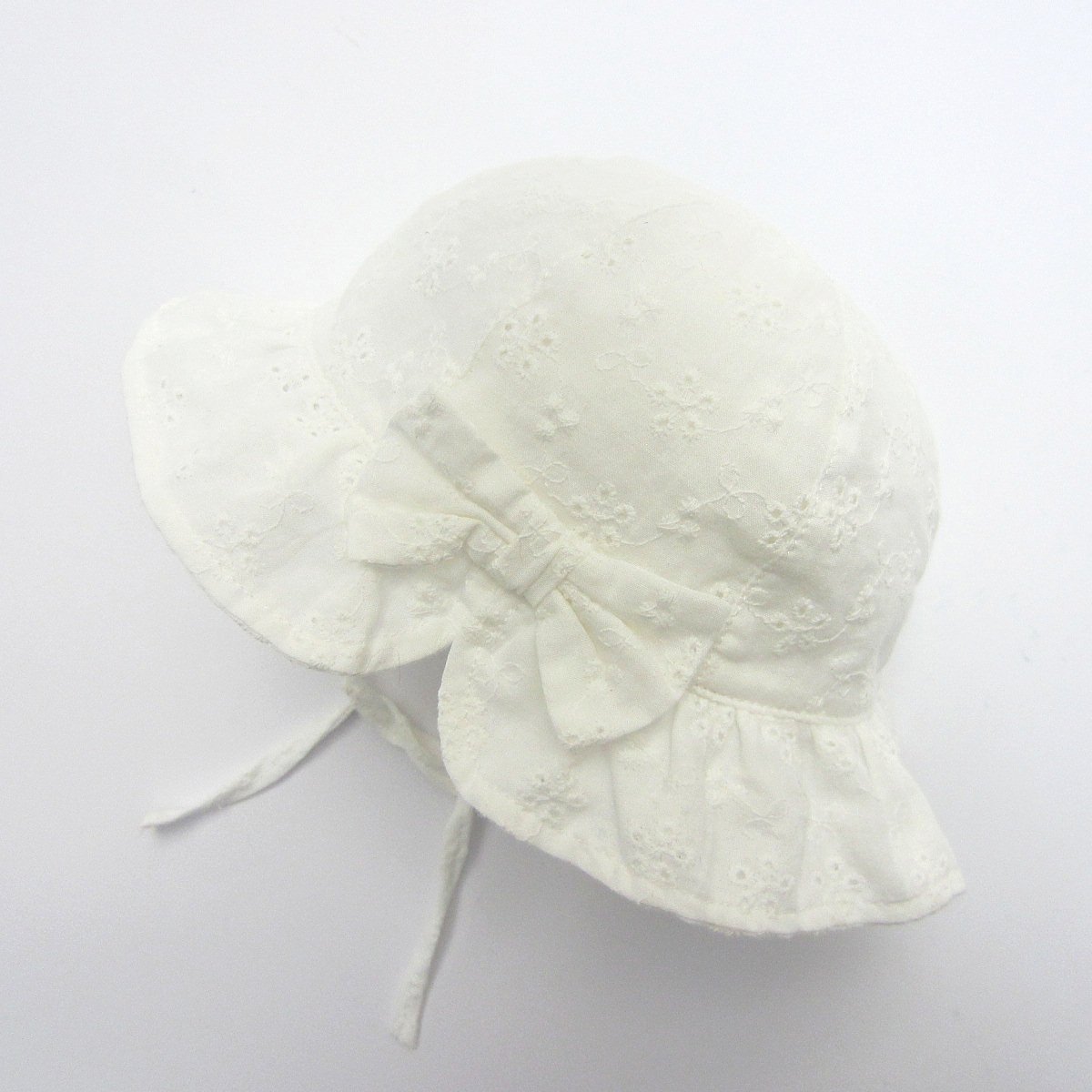 Mũ vải vành Miller thô hoa thêu đục lỗ 2 màu trắng/hồng