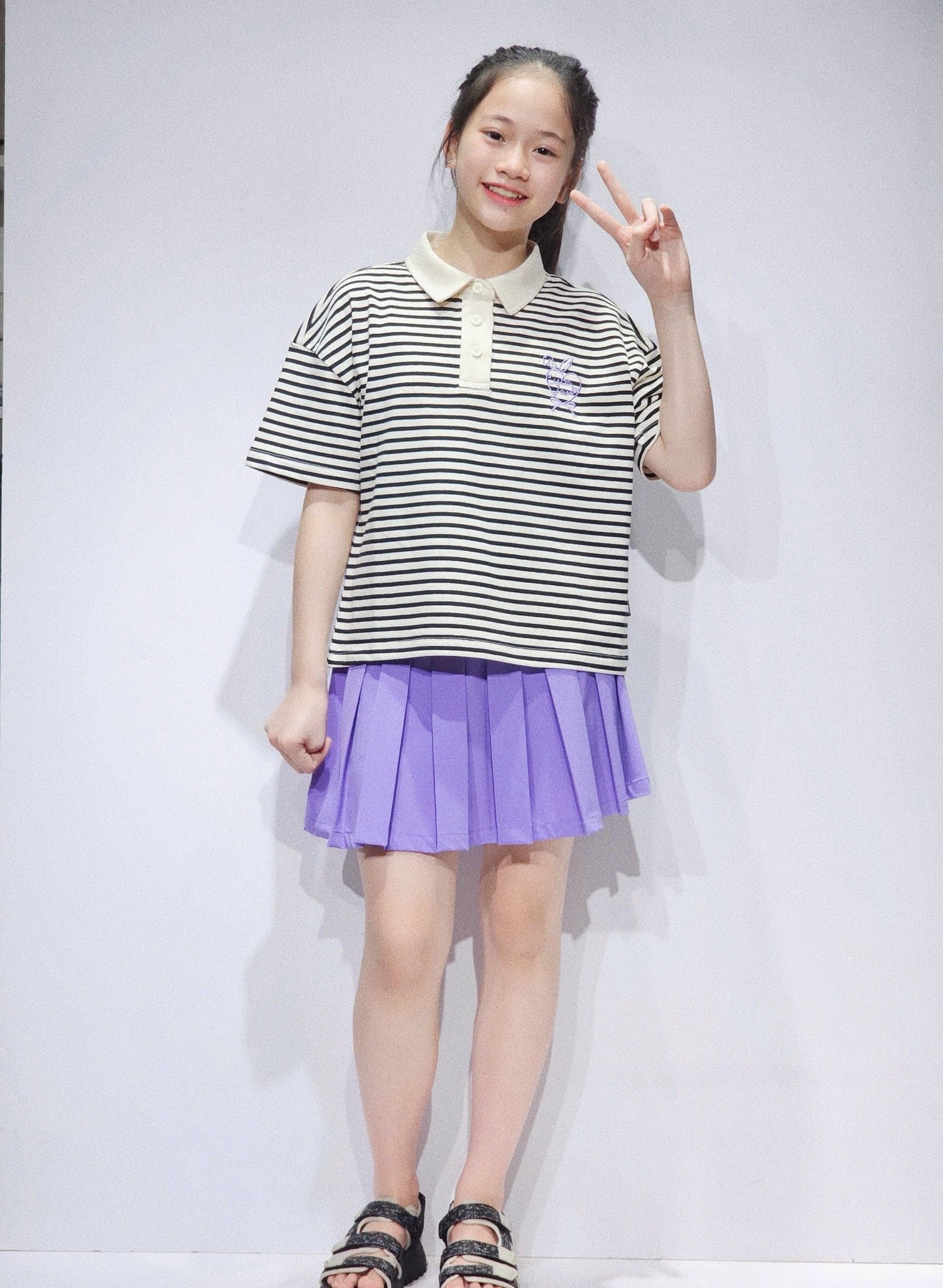Set Bee Mon áo polo kẻ trắng đen + chân váy vải golf màu tím bé gái size 120-160