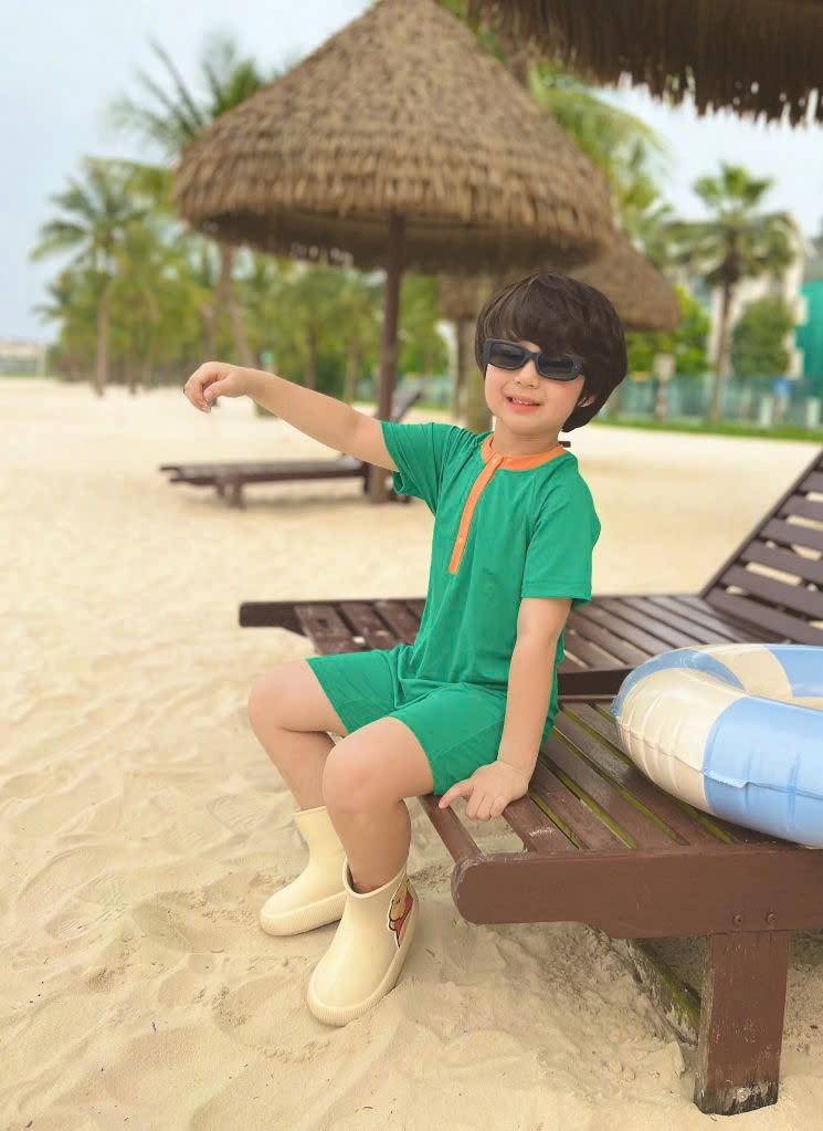 Bộ bơi Harifa liền thân cổ trụ nhiều màu cho bé trai size 1-6y