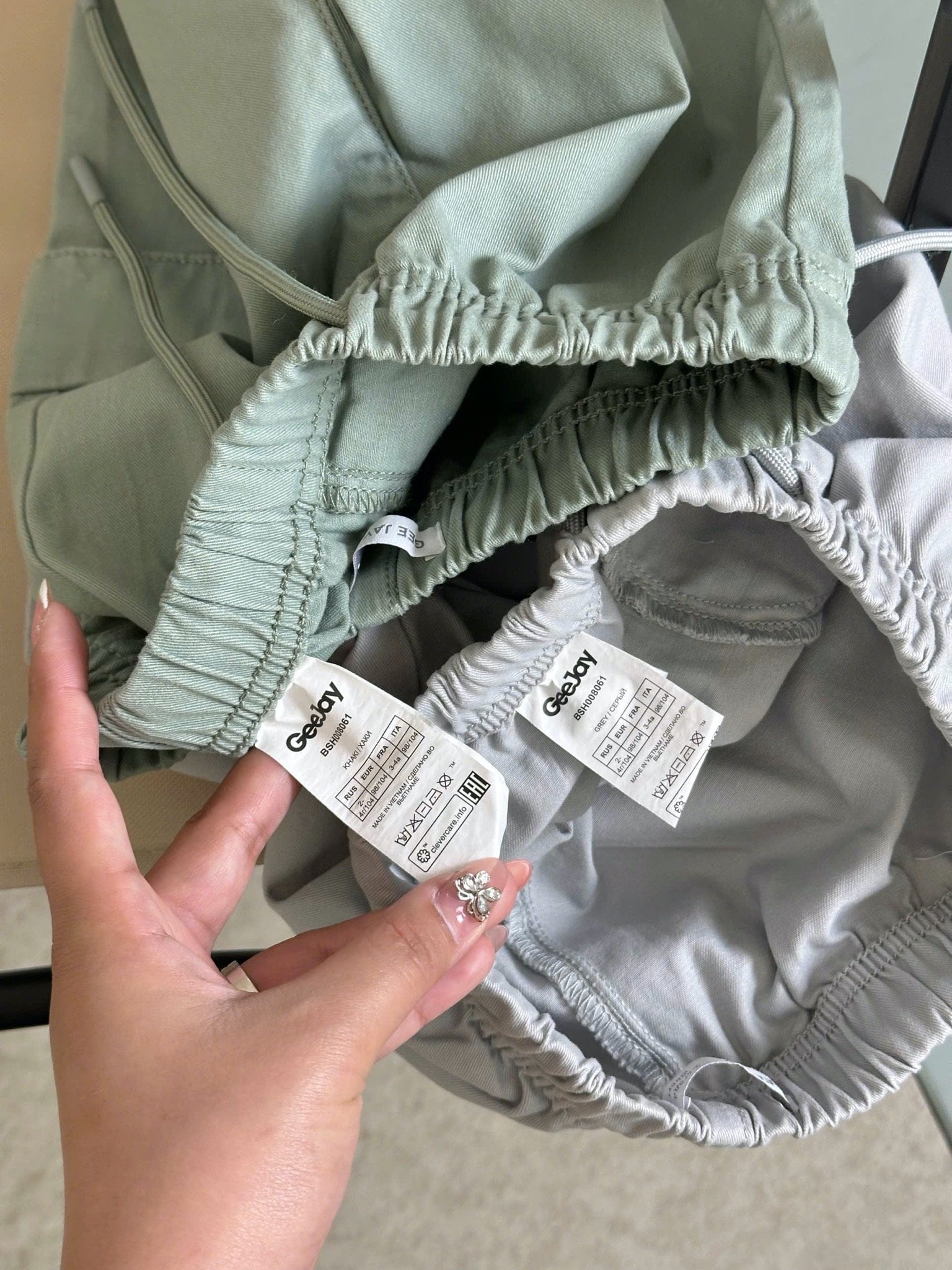 Quần short kaki mềm túi hộp GGJJ dư xịn cho bé trai 2 màu size 2-8y