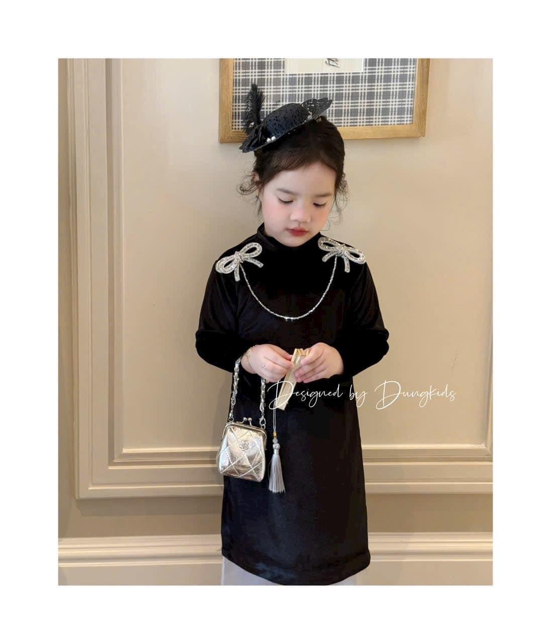 Áo dài Dungkids vải nhung tuyết màu đen đính nơ vai bé gái size 1-10y