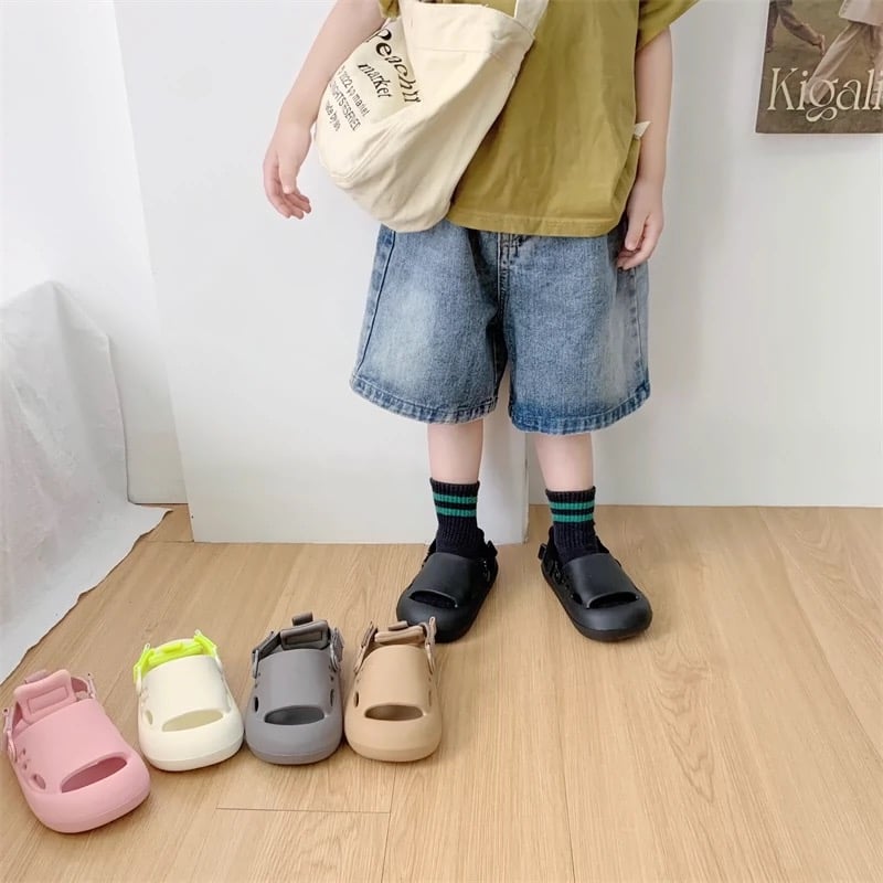 SD04 - Sục nhựa EVA mềm nhẹ có quai mềm đằng sau BTBG