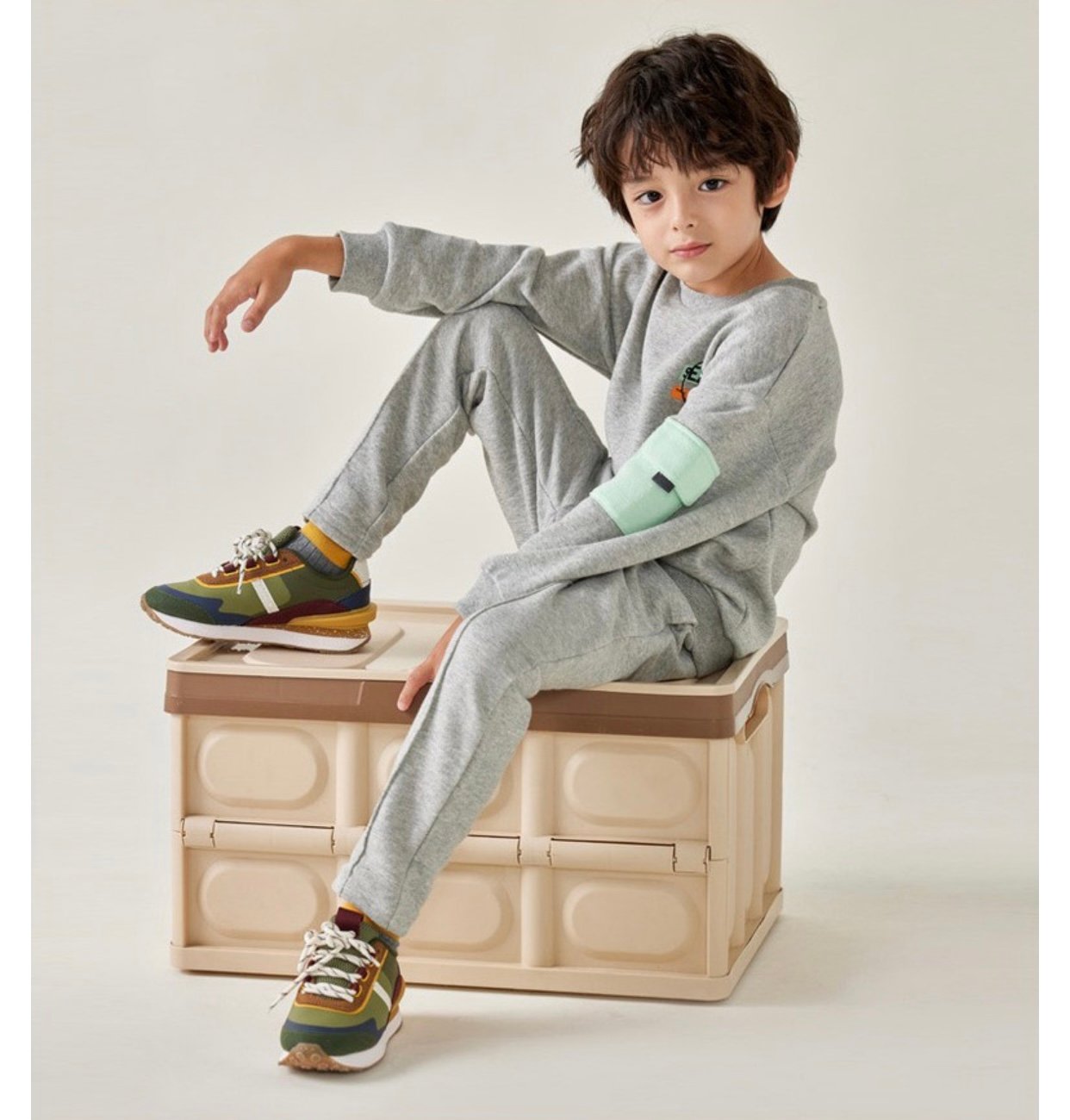 Áo nỉ da cá Owley Barn nhiều mẫu Bé Trai size 110 - 150 ( Bảng màu 1 )