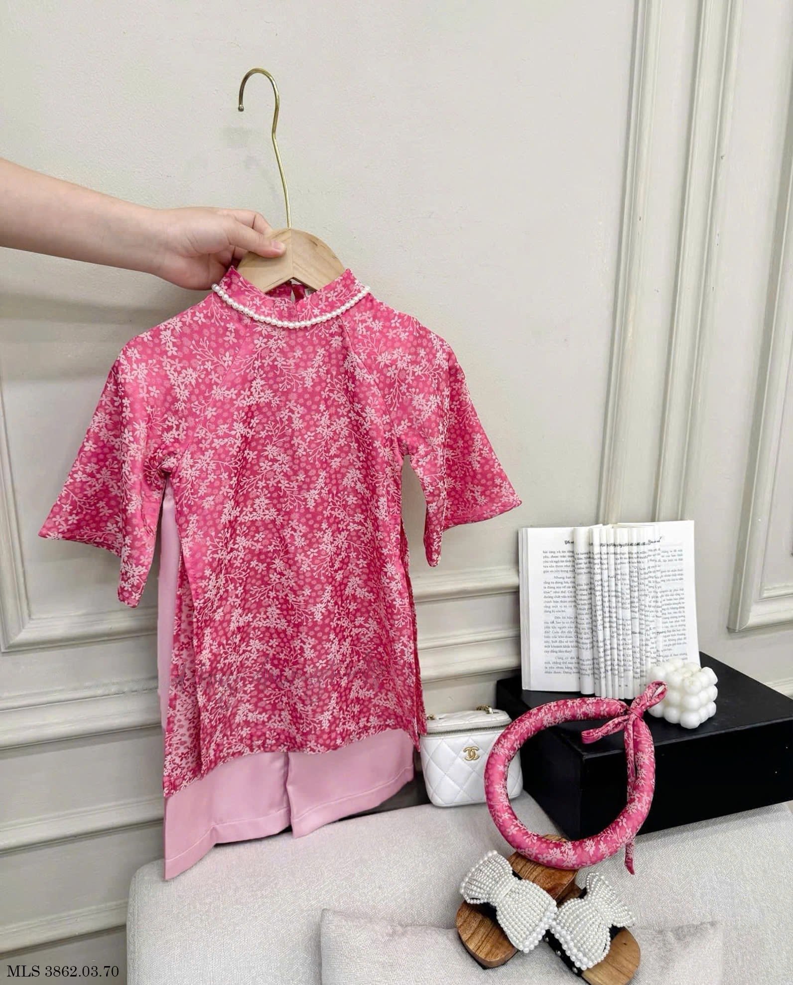 MLS 3862 - Áo dài lụa Melisa đính hạt viền cổ 2 màu size 2 - 12y