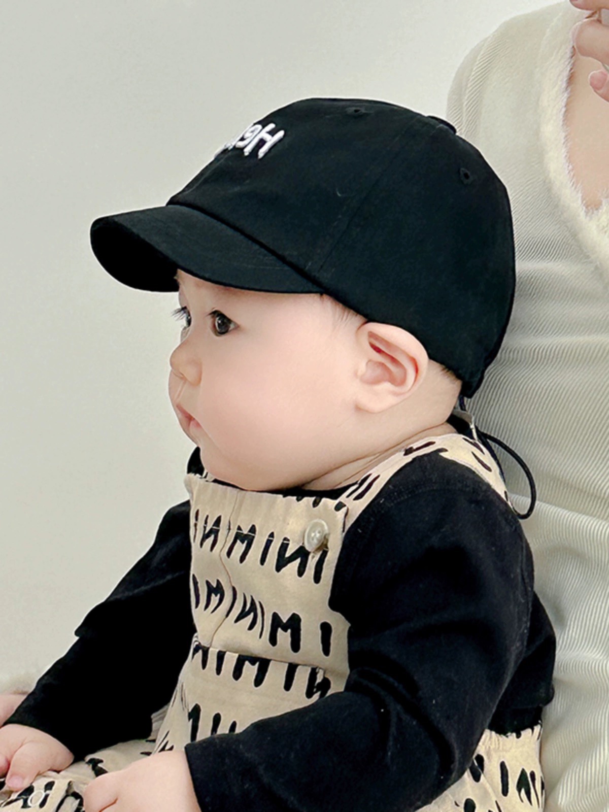 Mũ lưỡi le Hello dây rút sau BTBG size 3-24m