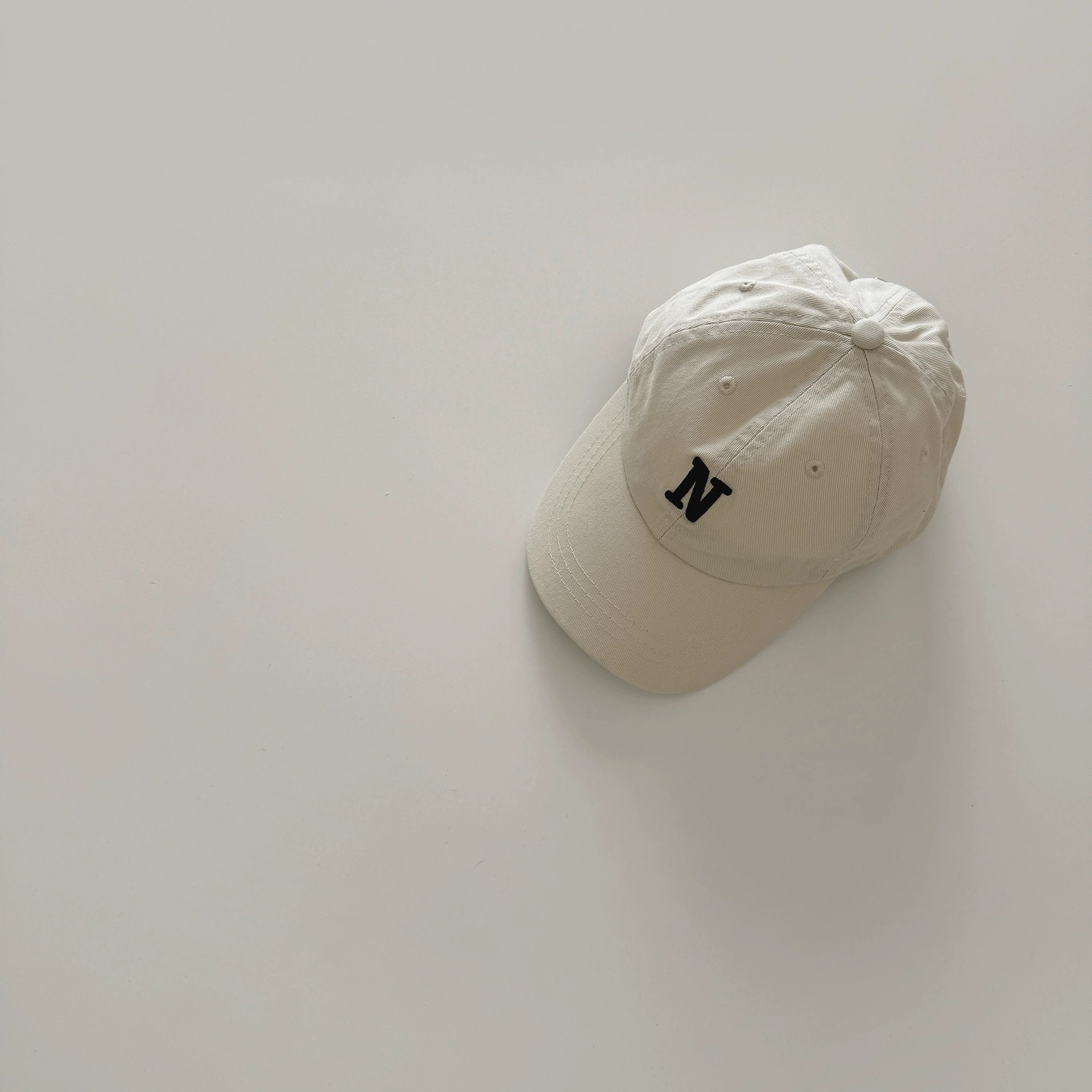 Mũ lưỡi trai chữ N nhiều màu BTBG size 3-12y