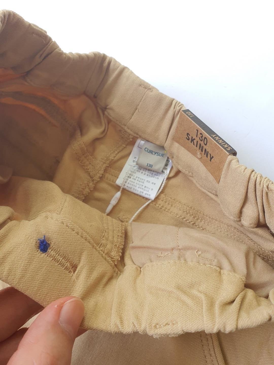 Quần kaki skinny Curly Sue 2 màu kaki đậm/xanh BTBG