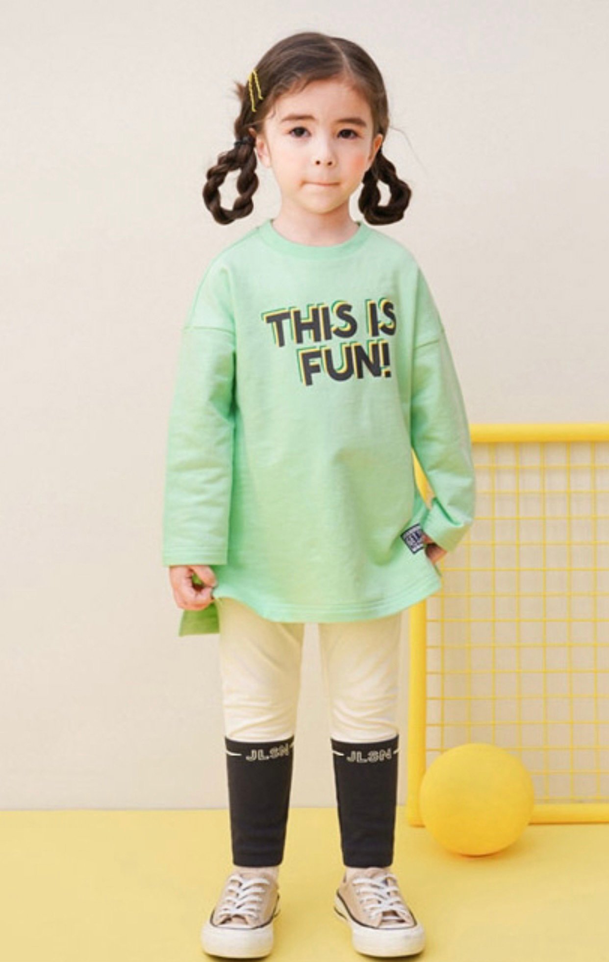 Áo váy nỉ da cá Jelispoon màu xanh cốm This is Fun