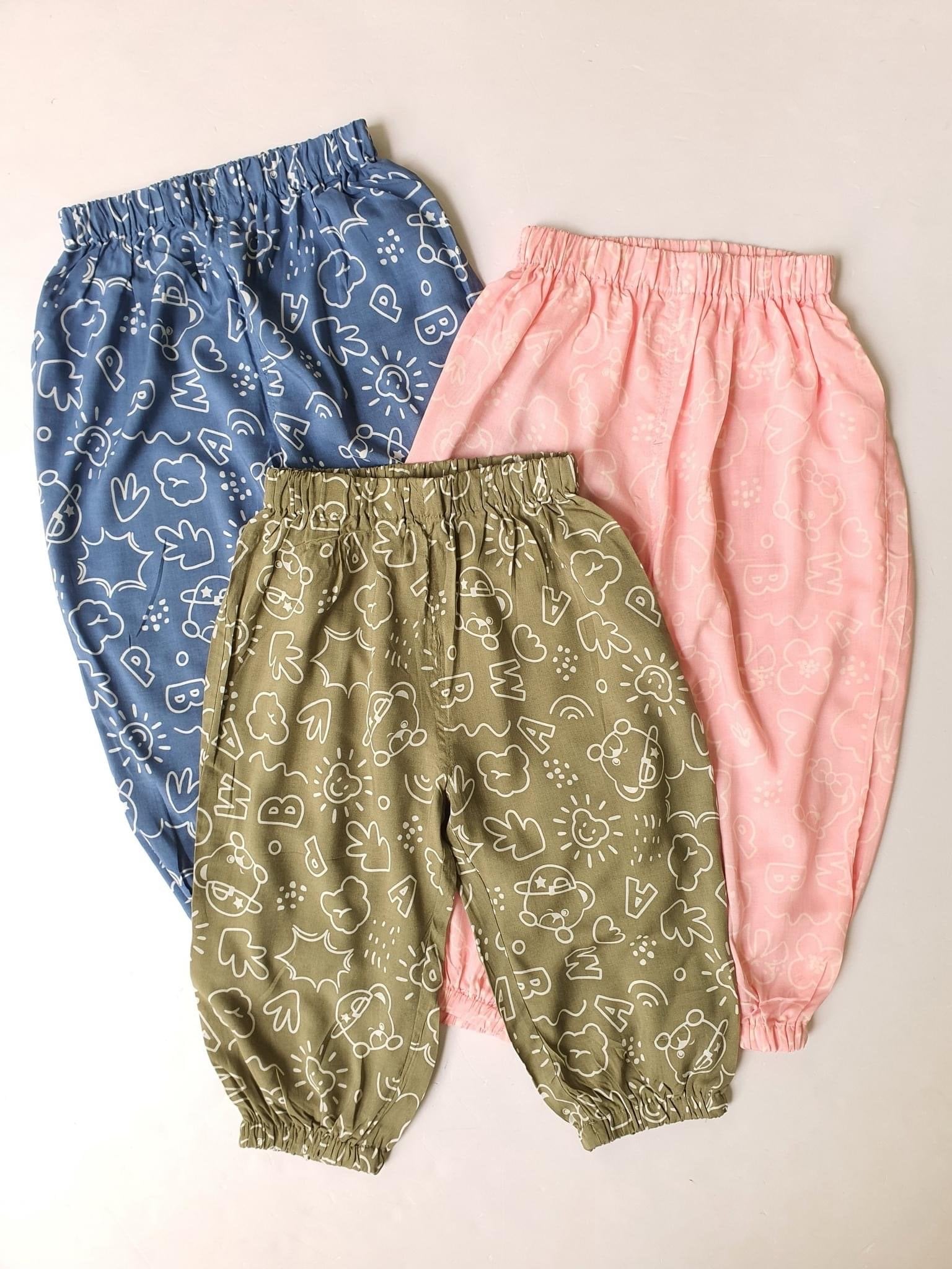 Quần lanh bo gấu xuất Hàn hình gấu chữ in tràn 3 màu size 80 - 160