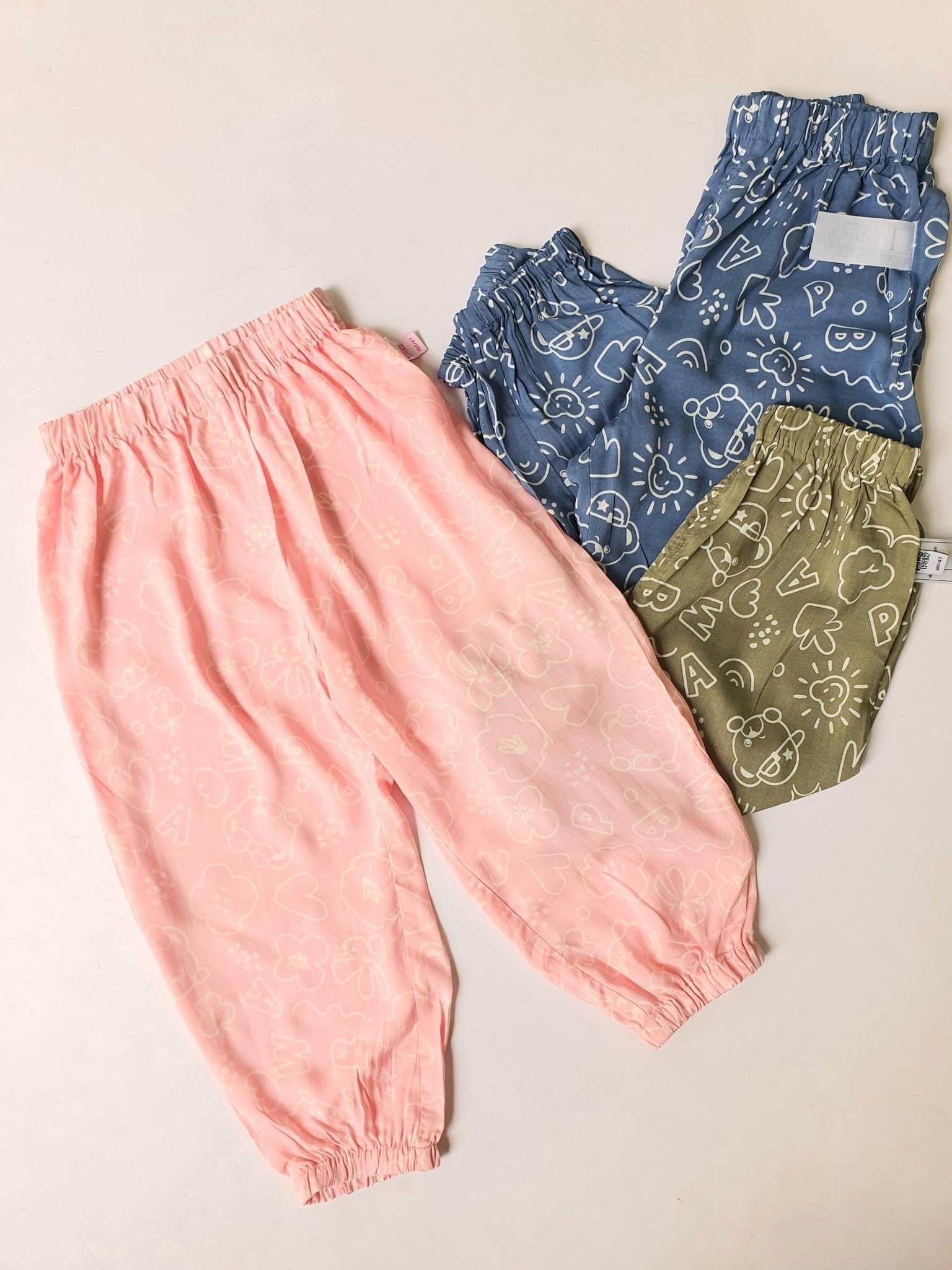 Quần lanh bo gấu xuất Hàn hình gấu chữ in tràn 3 màu size 80 - 160