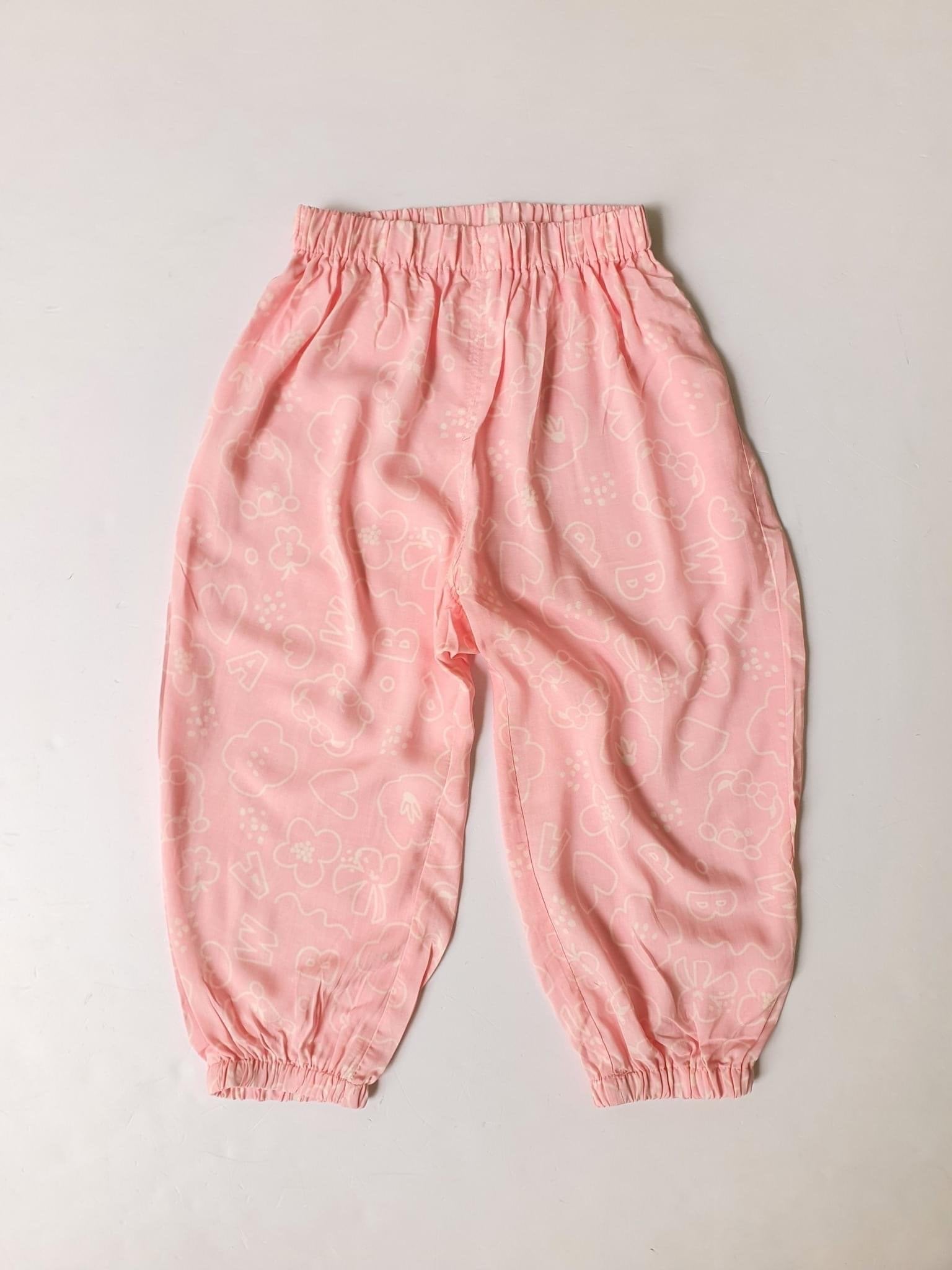 Quần lanh bo gấu xuất Hàn hình gấu chữ in tràn 3 màu size 80 - 160