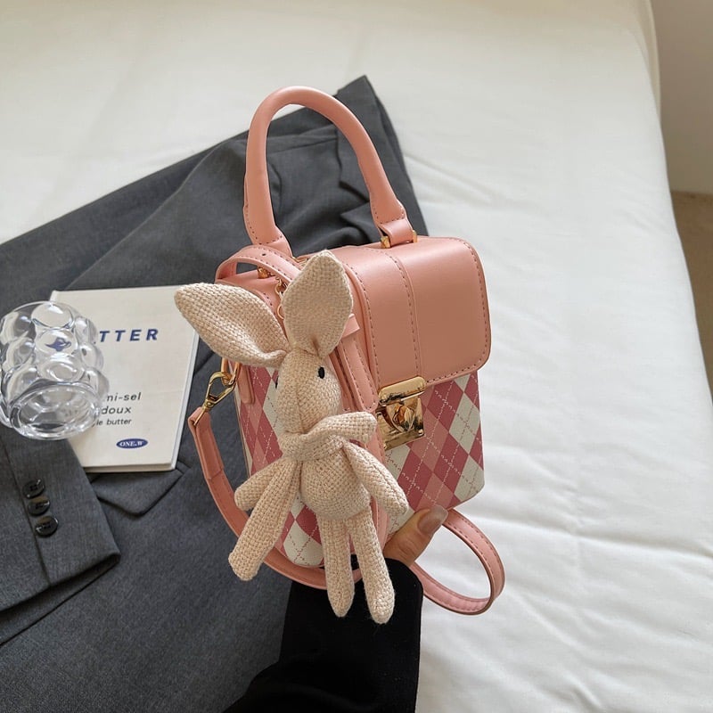 Túi hộp đeo chéo hoạ tiết kẻ gingham kèm thỏ cho Mẹ và Bé