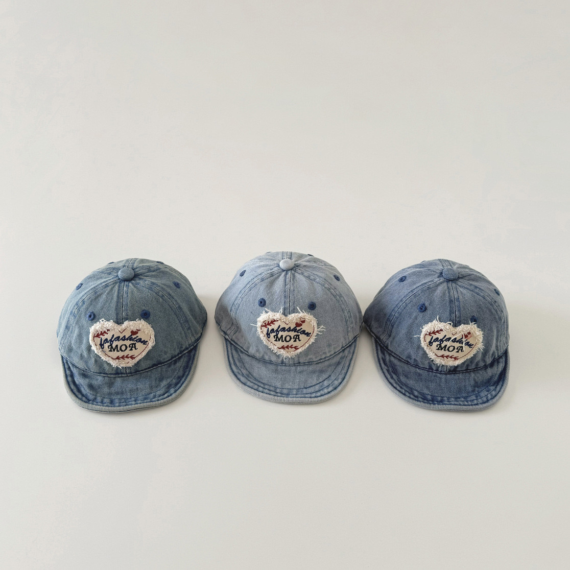 Mũ jean mềm MOA 2 màu cho bé size 3-20m