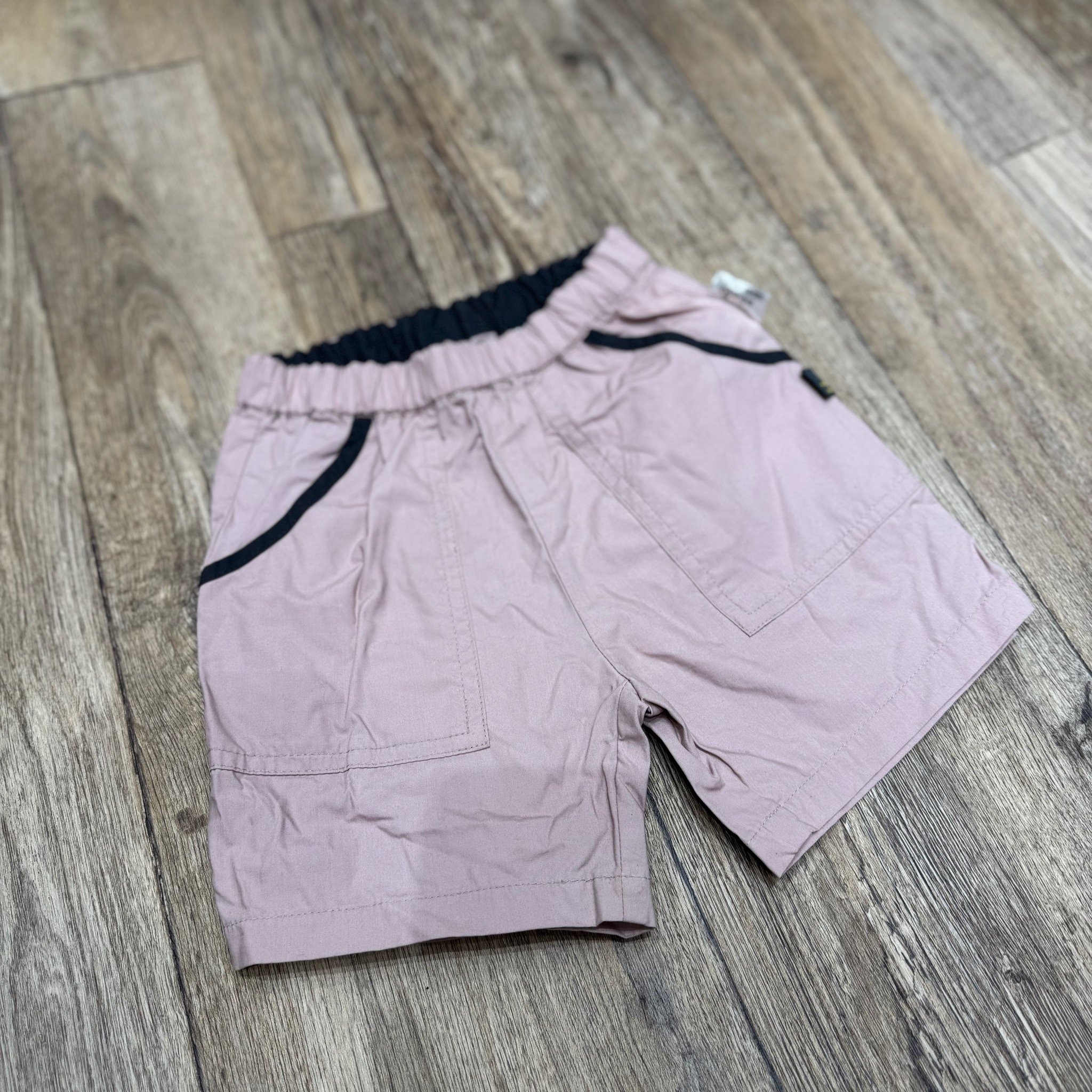 Quần short kaki Moimoln màu hồng viền nâu bé gái size 90-110