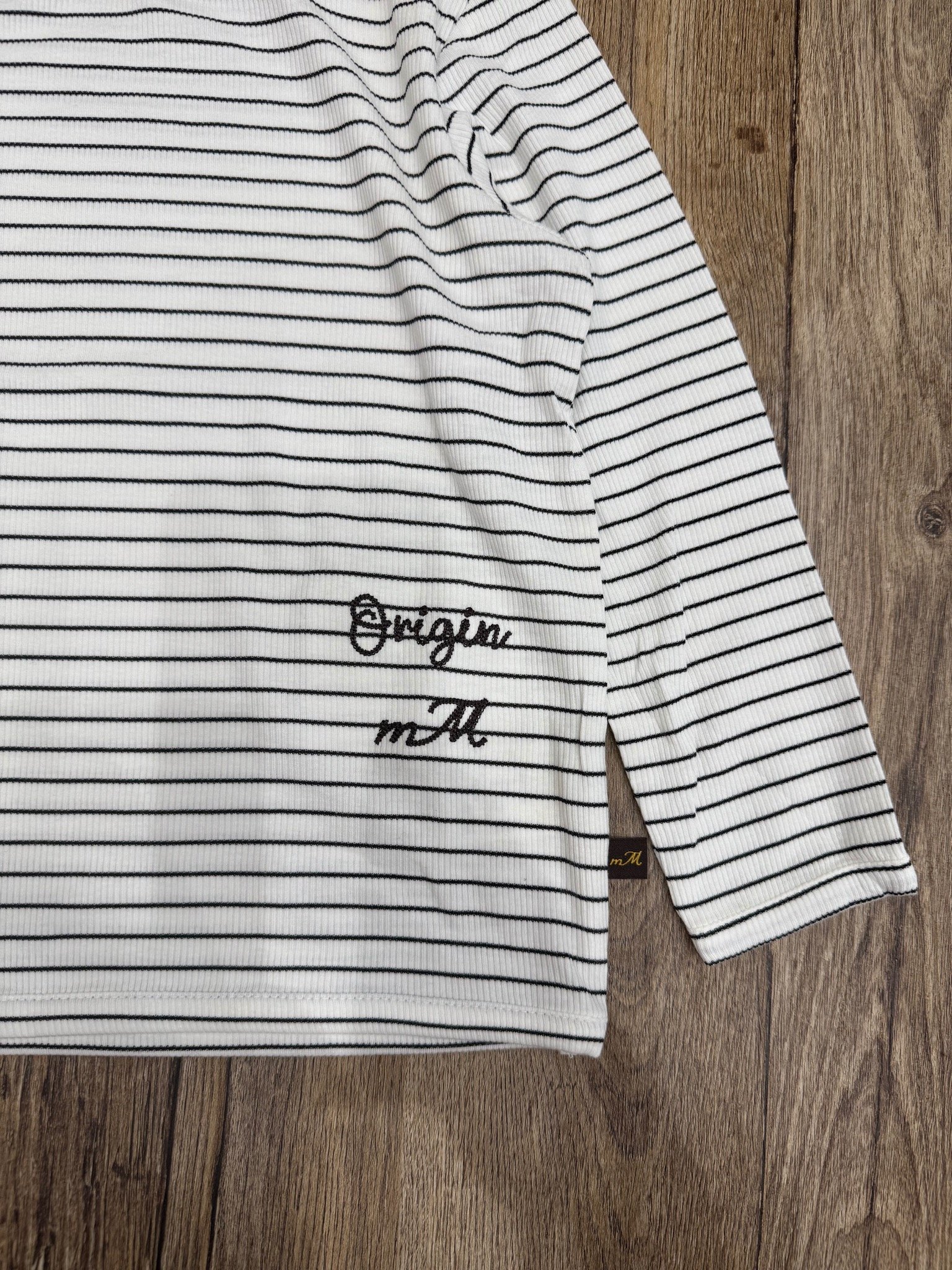 ABG21 - Áo thun MM kẻ trắng đen cho bé size 100-140