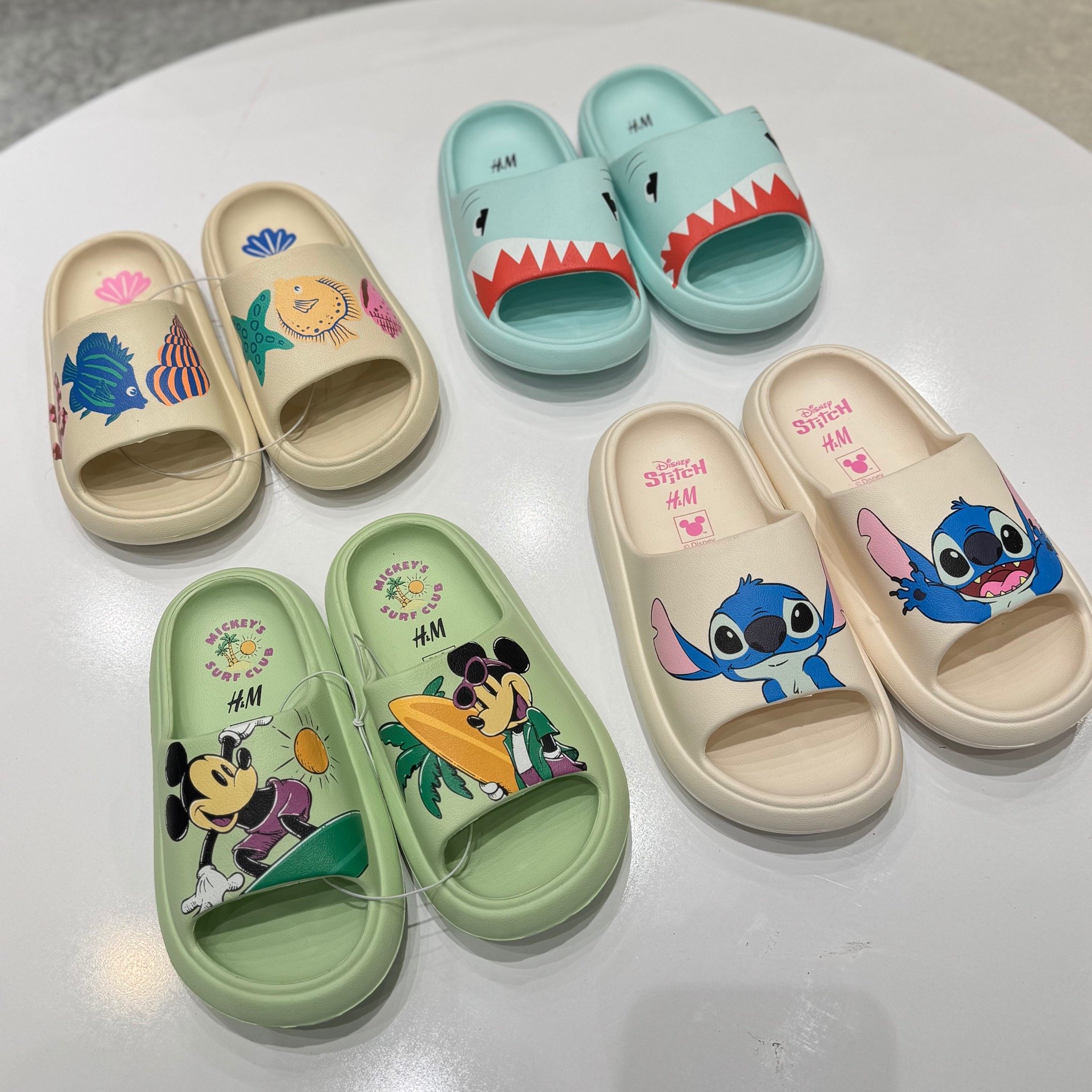 Dép nhựa HM nhiều màu cho bé size 28-35