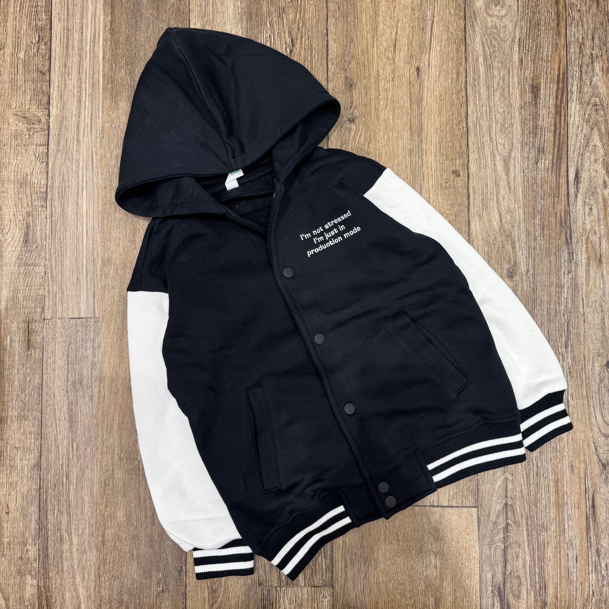 AKBT45 - Áo khoác bomber nỉ Sela 2 màu đen, đỏ đô cho bé size 122-164