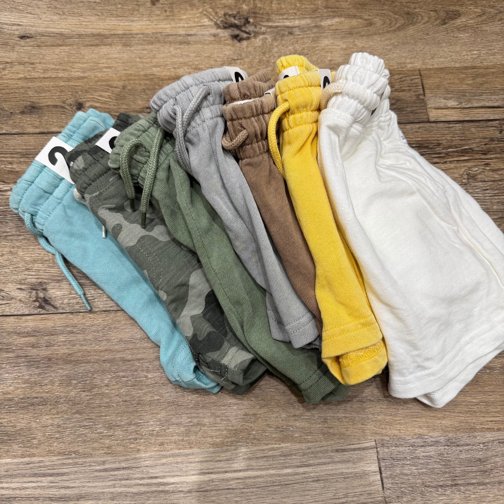 Quần short da cá Cotton on dư xịn nhiều màu cho bé size 2-14y