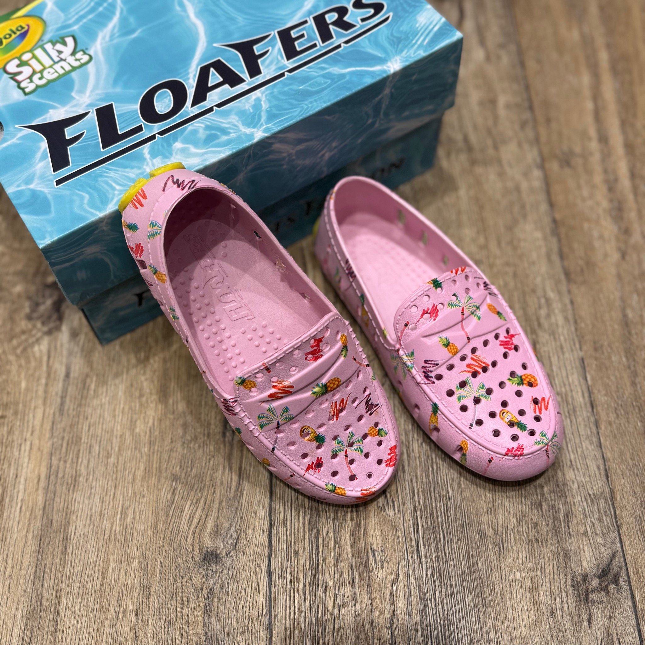 Giày nhựa Floafers Kids dư xịn dẻo thơm nhiều màu cho bé size 31-35