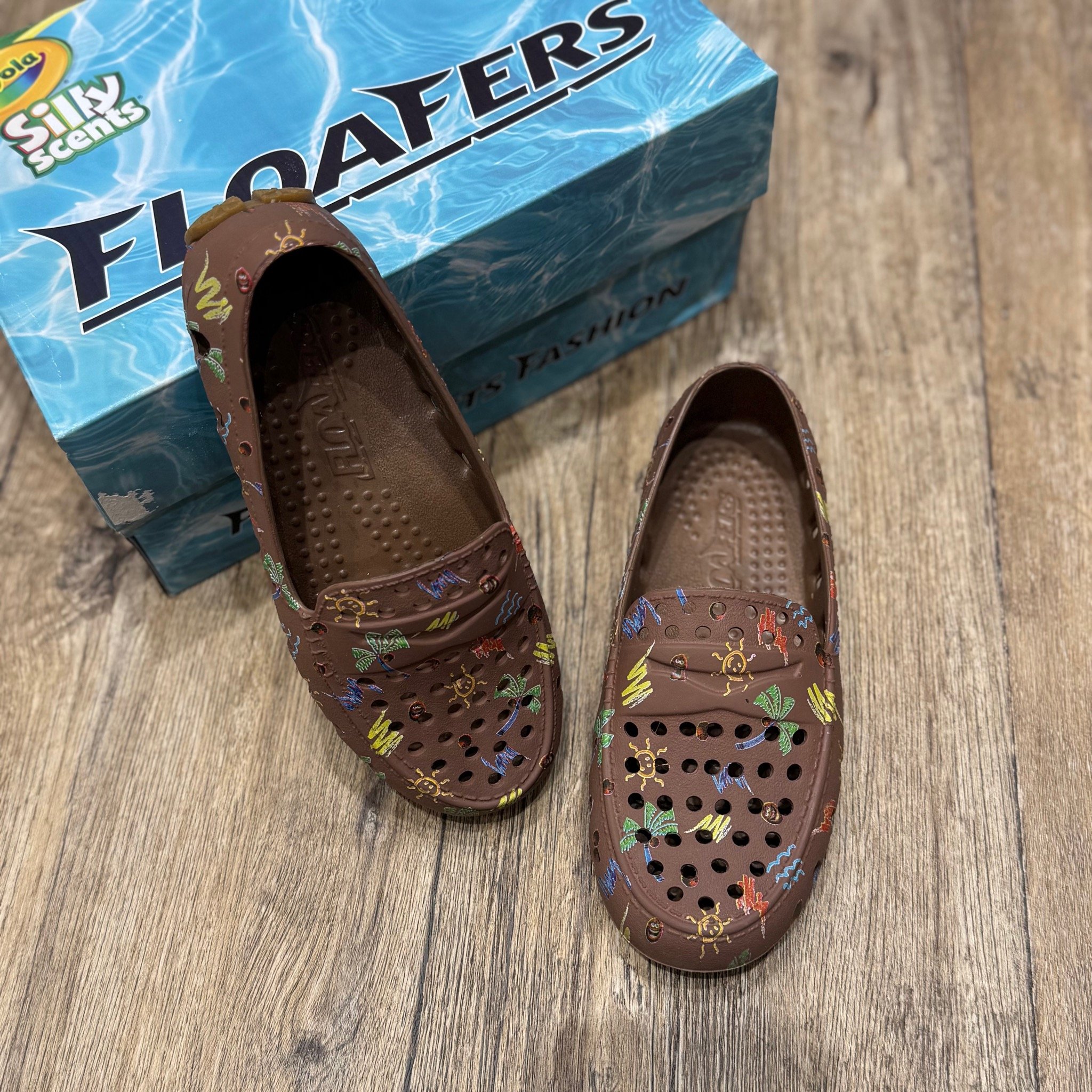 Giày nhựa Floafers Kids dư xịn dẻo thơm nhiều màu cho bé size 31-35