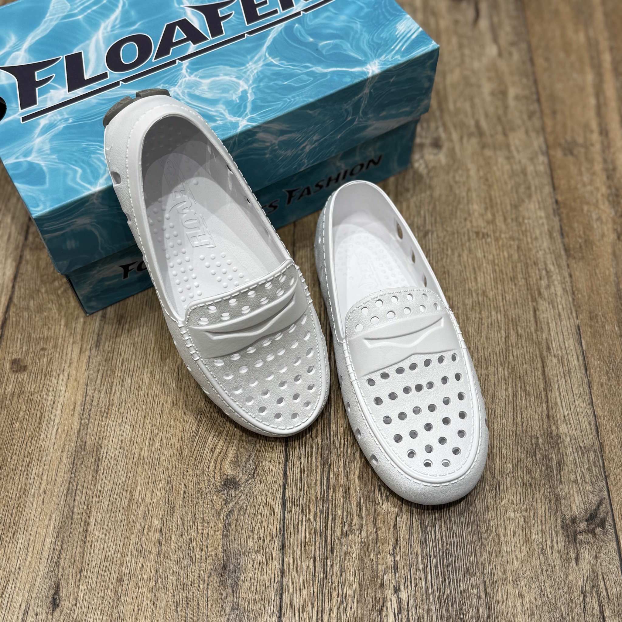 Giày nhựa Floafers Kids dư xịn dẻo thơm nhiều màu cho bé size 31-35