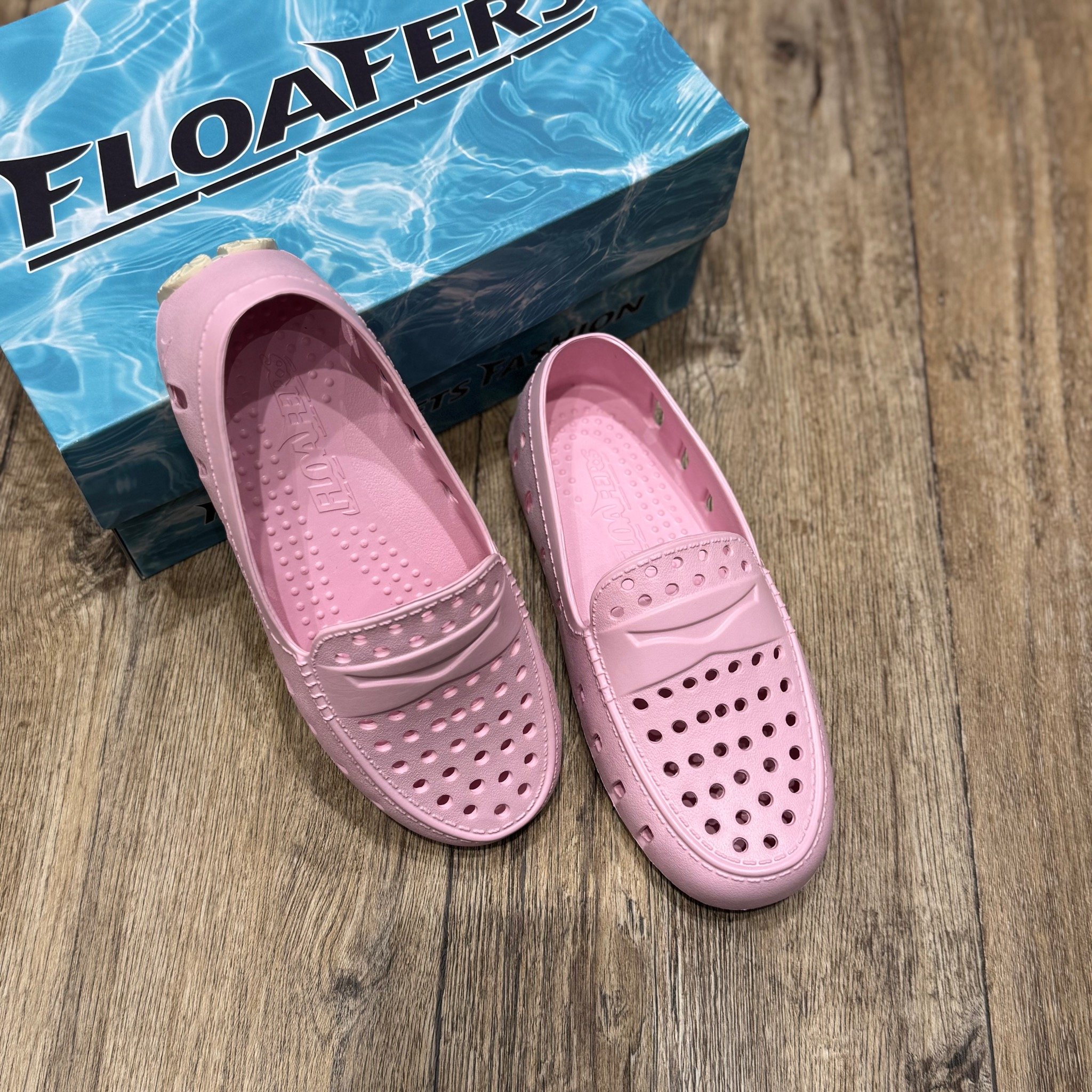 Giày nhựa Floafers Kids dư xịn dẻo thơm nhiều màu cho bé size 31-35