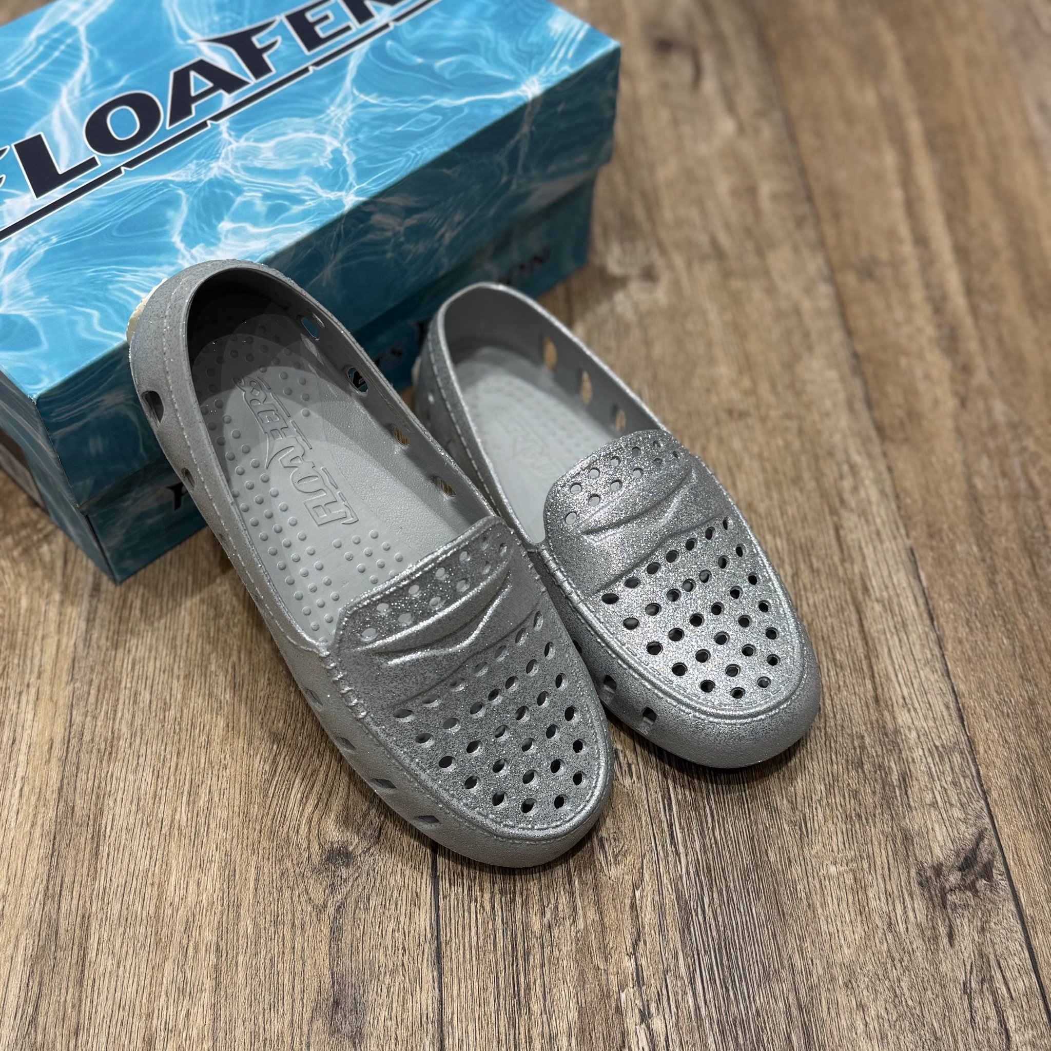 Giày nhựa Floafers Kids dư xịn dẻo thơm nhiều màu cho bé size 31-35