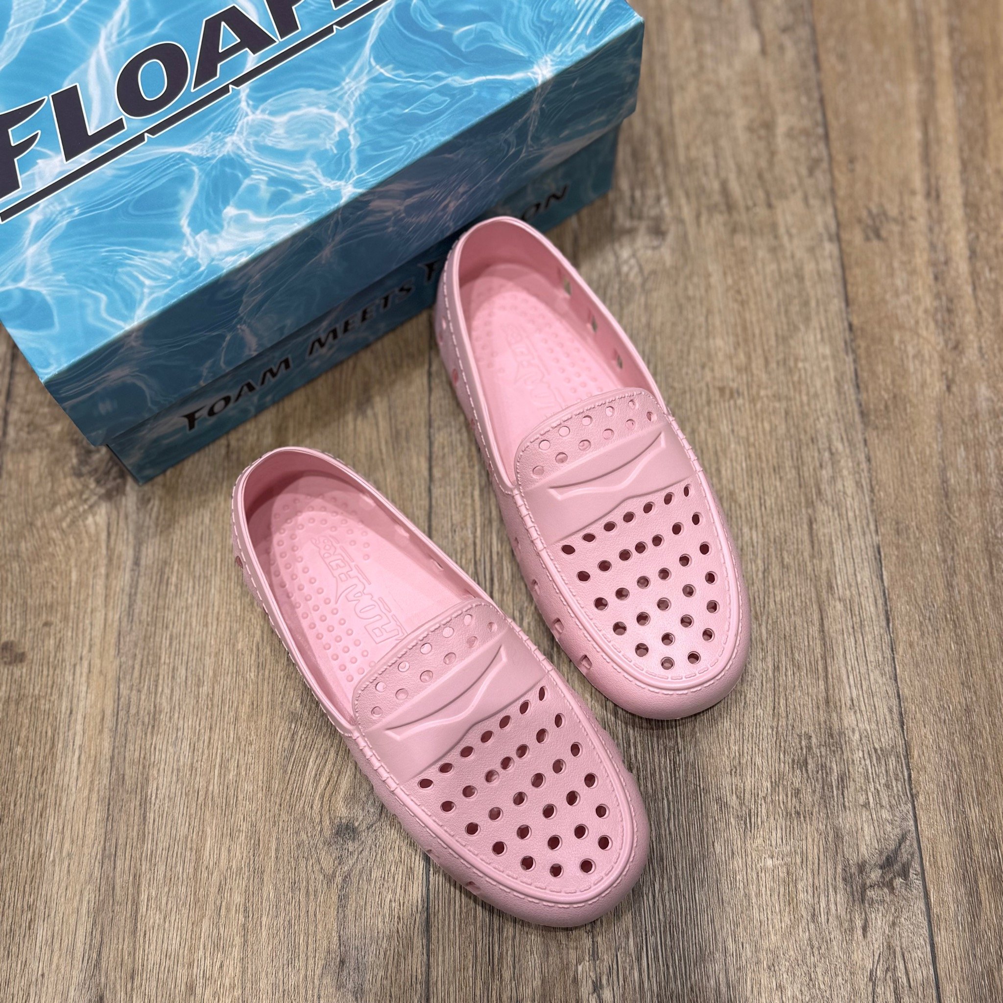 Giày nhựa Floafers Kids dư xịn dẻo thơm nhiều màu cho bé size 31-35