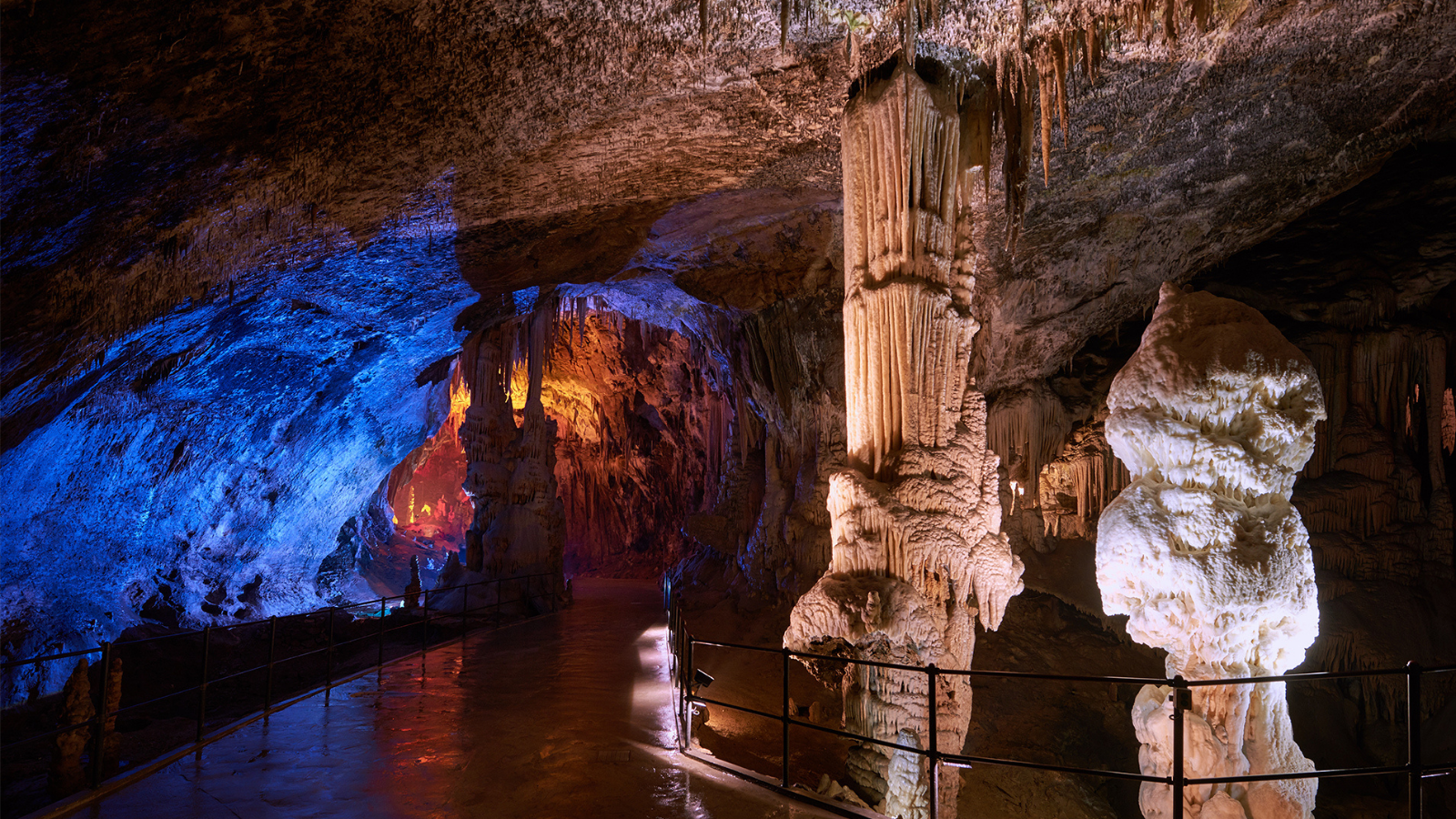 TOUR: KHÁM PHÁ BALKAN – NAM TƯ CŨ 13 NGÀY