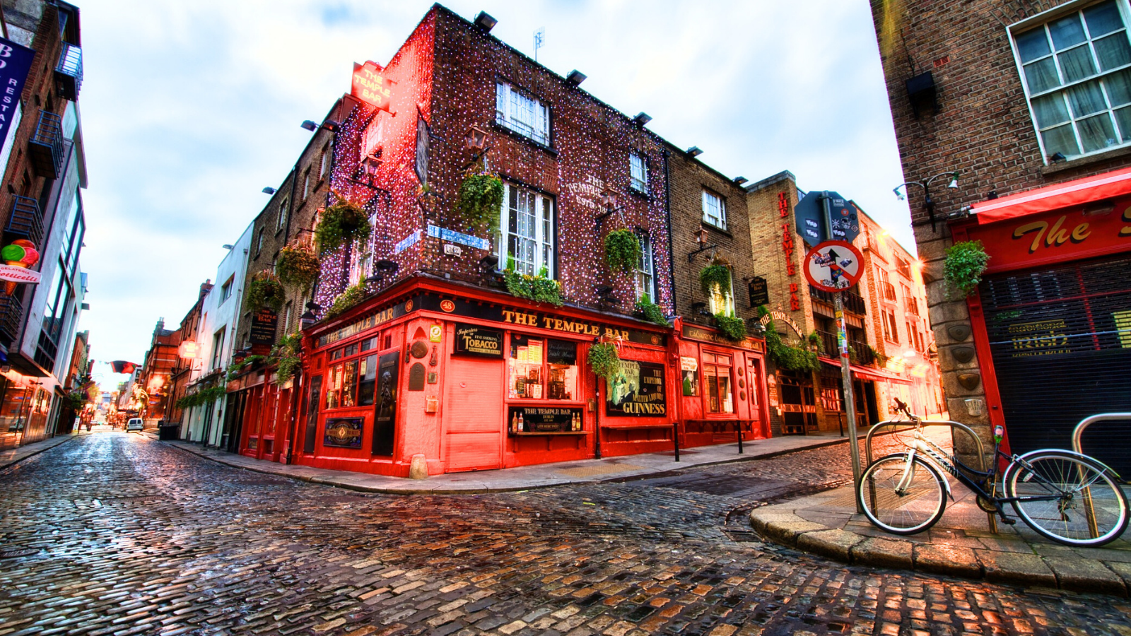 TOUR: ENGLAND – WALES – SCOTLAND- BẮC IRELAND - IRELAND 12 NGÀY-MÙA HÈ