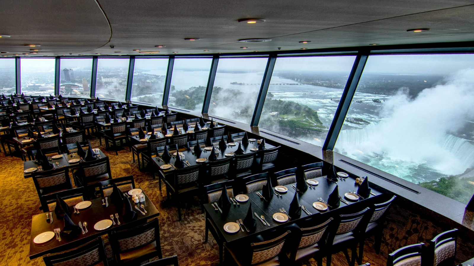 TOUR: ĐÔNG – TÂY CANADA 13 NGÀY