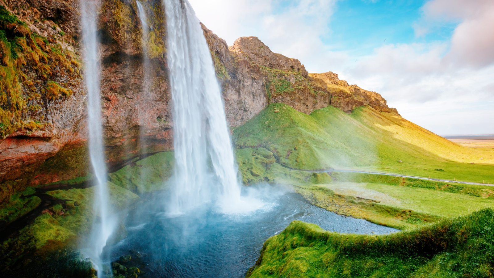 TOUR KHÁM PHÁ QUỐC ĐẢO ICELAND 11 NGÀY