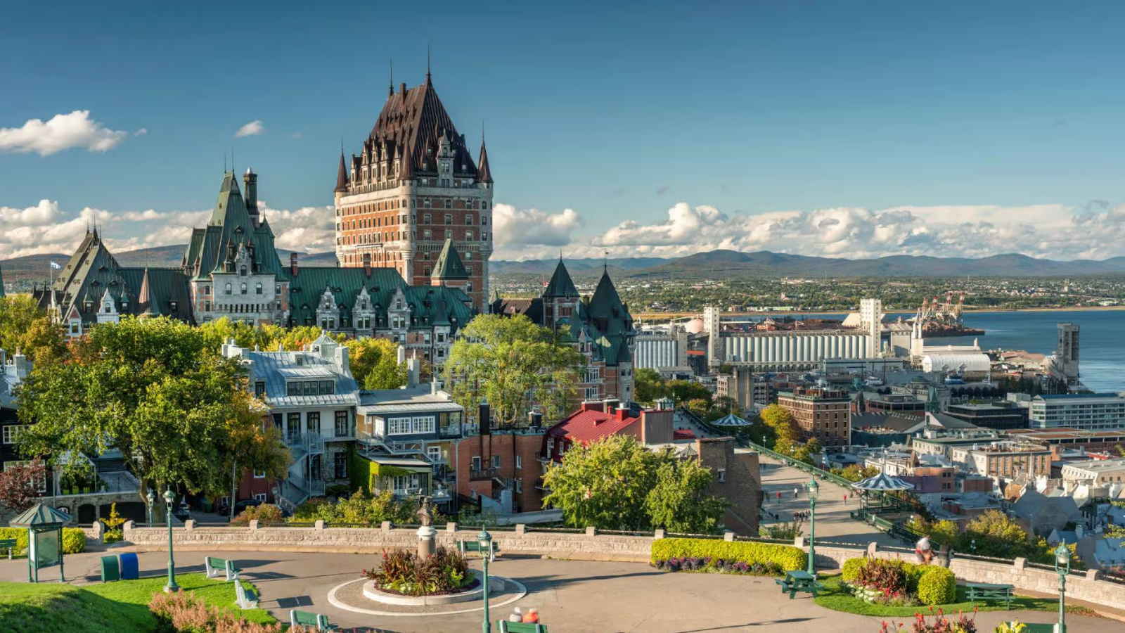 TOUR: ĐÔNG – TÂY CANADA 13 NGÀY